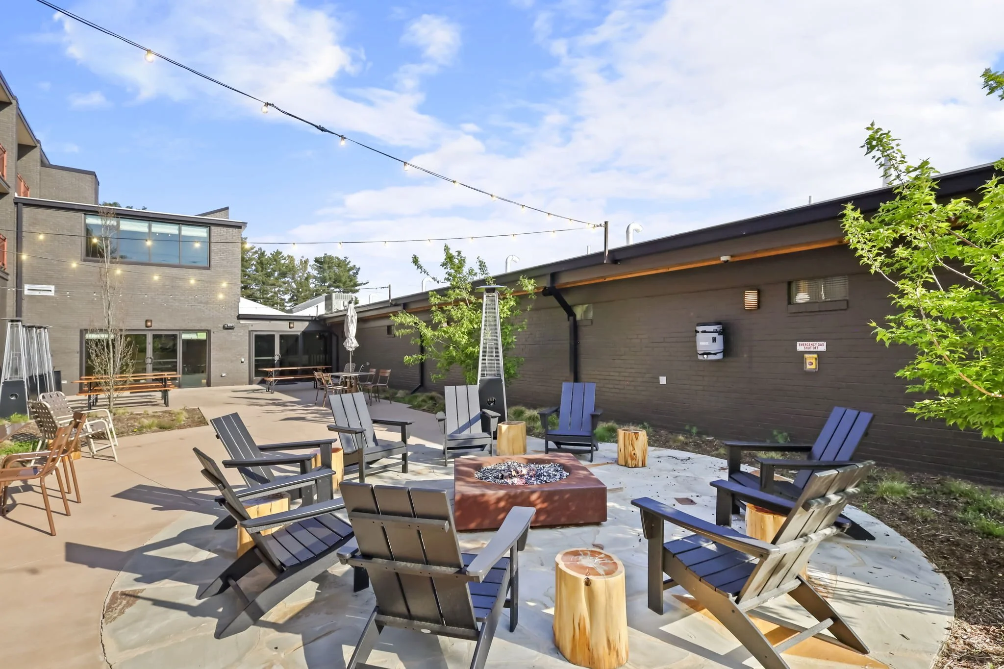 28-web-or-mls-1377-blowing-rock-rd.jpg