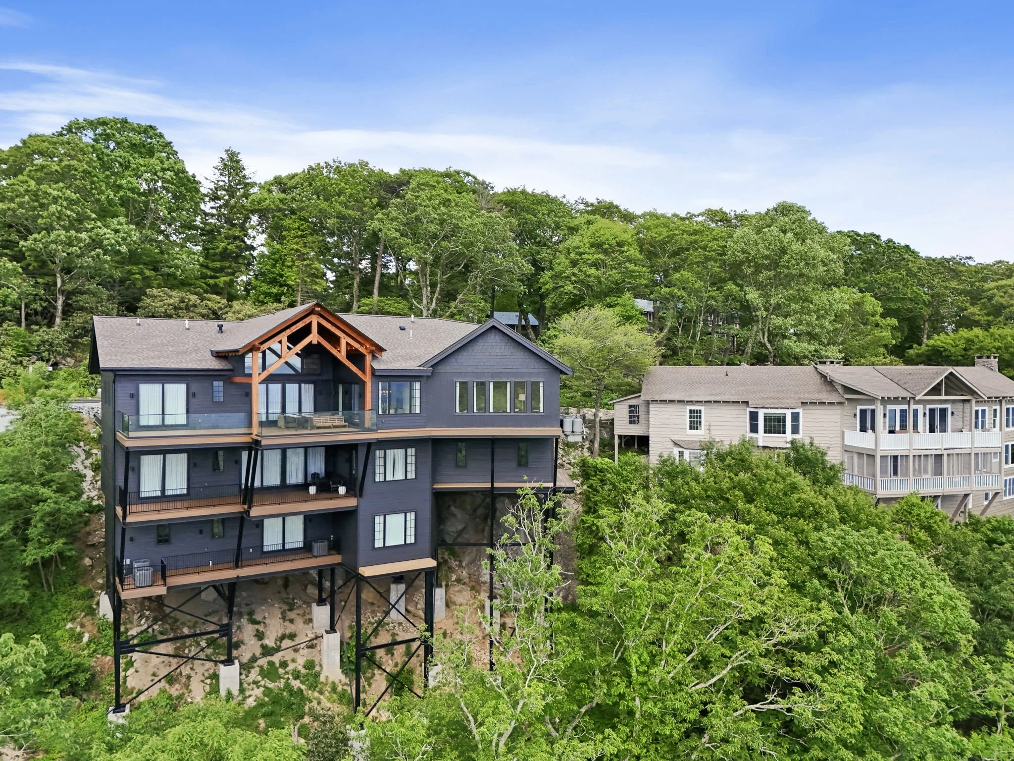 58-web-or-mls-829-wonderland-trail.jpg
