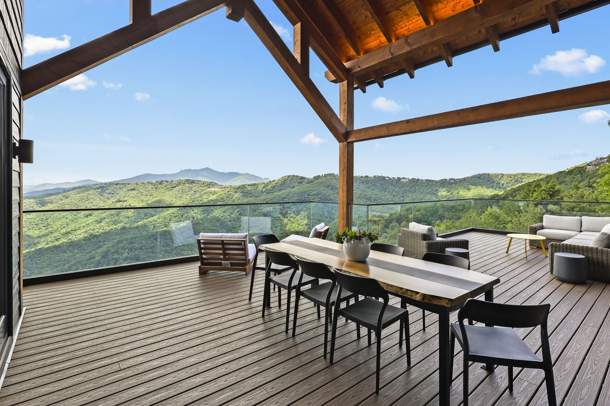 128-web-or-mls-829-wonderland-trail.jpg