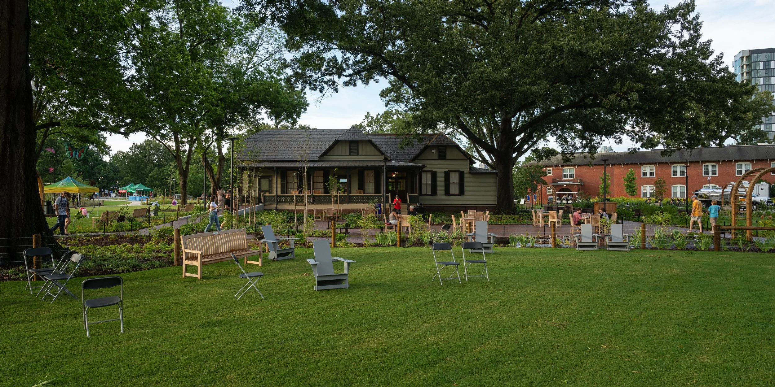 House of Many Porches