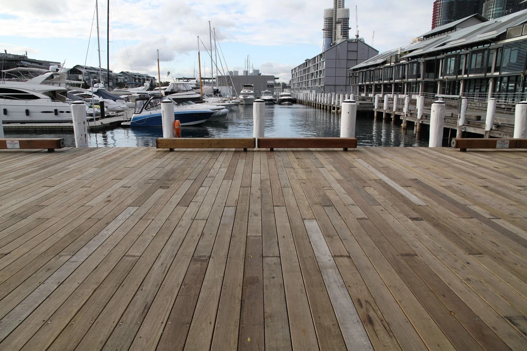 Darling Harbour Decking5.jpeg