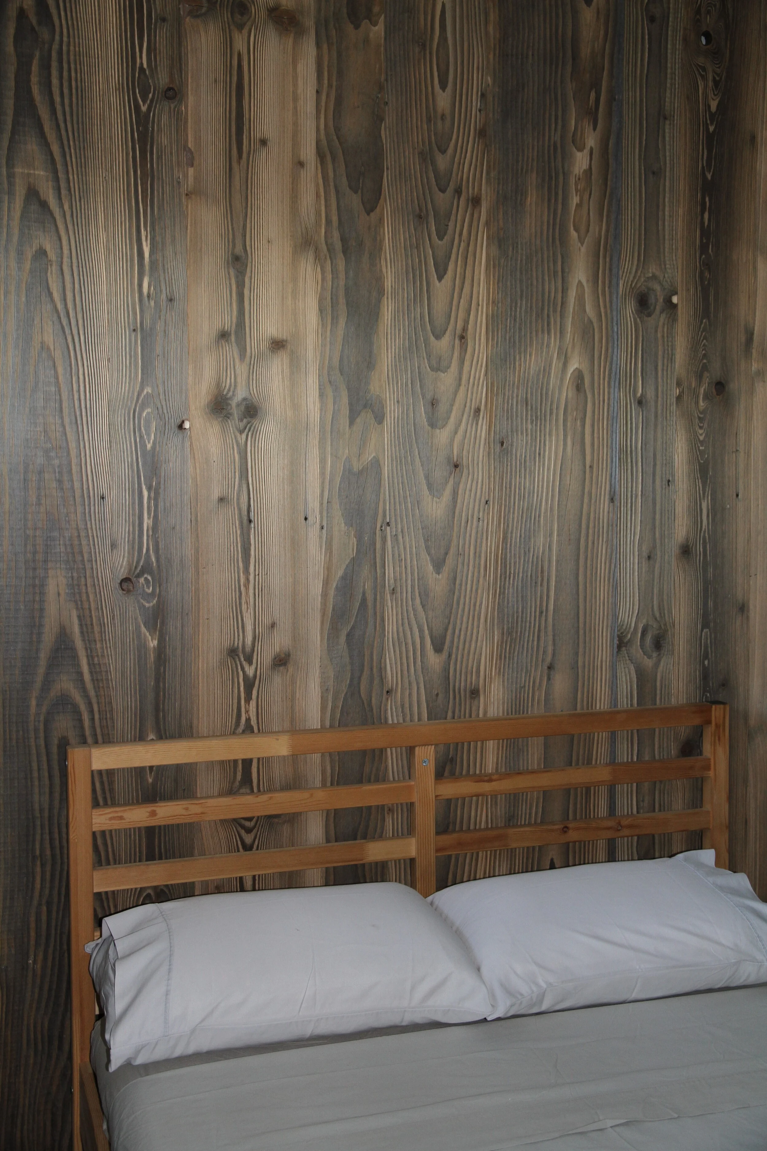 Baltic Pine wire brushed/ Textured wall lining