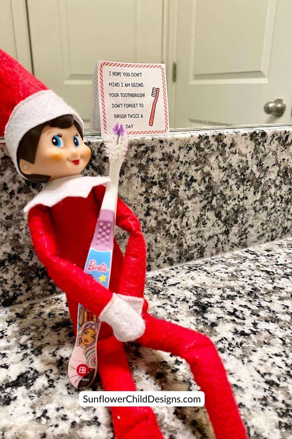 Elf reminds kids to brush their teeth