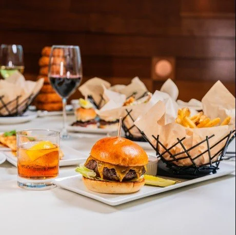 Eddie Merlot’s: Happy Hour at Eddie Merlot's