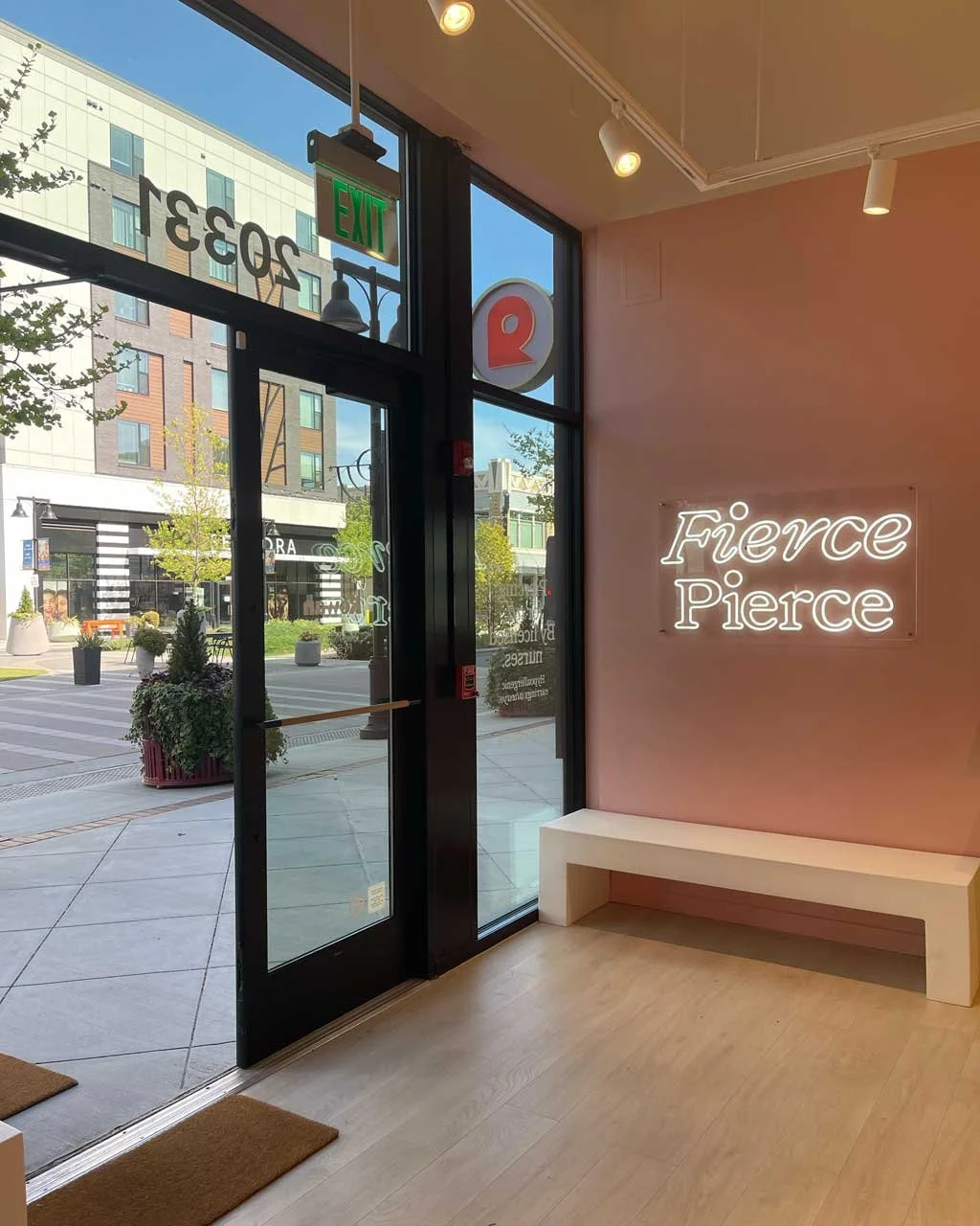 Some people have a signature earring. Others&hellip; rotate based on mood.

@heyrowan's spring pieces lean into that second category. Easy to layer, not too heavy, and just enough color to make things interesting.

Go try a few combinations on and se