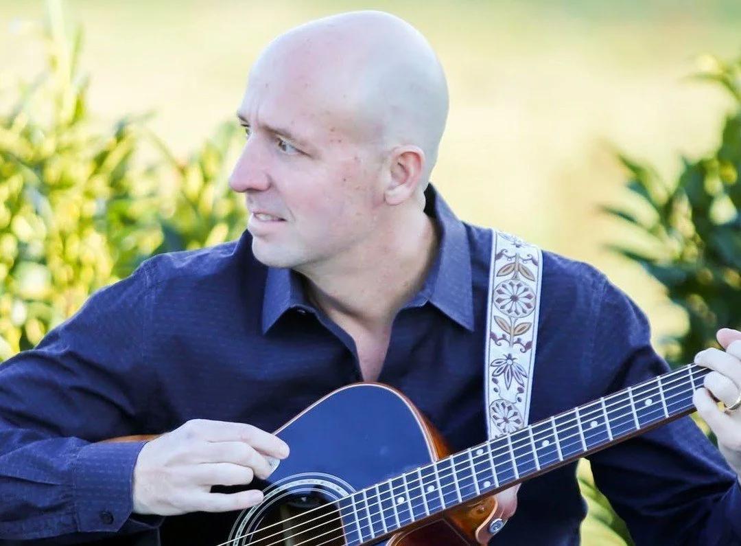 Kick off your summer nights at One Loudoun ☀️🎶

Join us on June 5 from 6&ndash;9PM at One Loudoun Park (located on Exchange St, past Endicott Dr.) for a live performance by David Goodrum as part of the Summer String Series.

Enjoy warm summer evenin