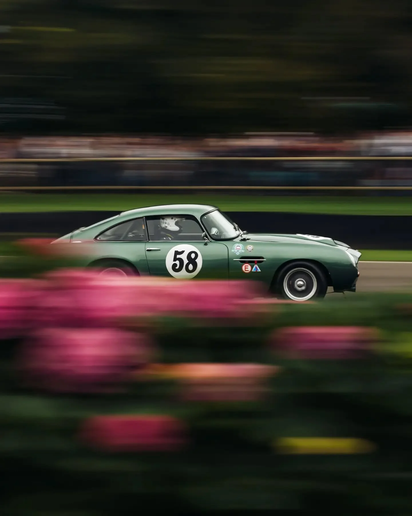 Goodwood Revival '24 
.
Rain seems to be a recurring theme of mine lately however we were treated with some sun, which concluded a great Revival weekend.
.
@goodwoodrevival 
@goodwoodmotorcircuit 
.
#iamthespeedhunter
#speedhunters #goodwood #goodwoo