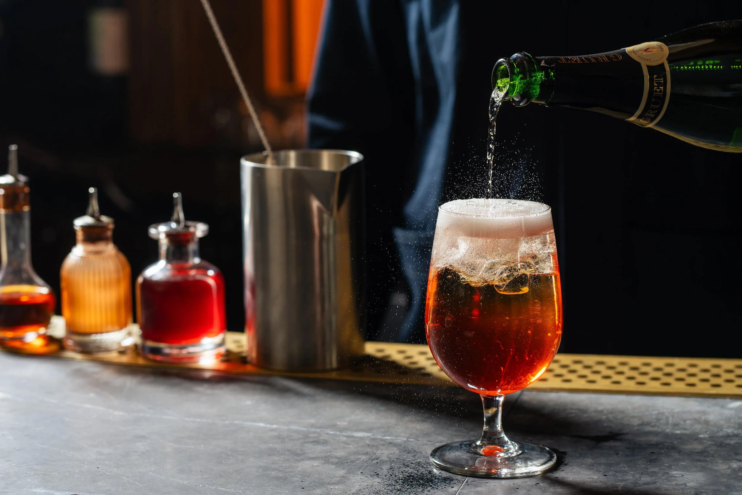 perfect-spritz-being-poured-at-lower-east-side-bar-.jpg