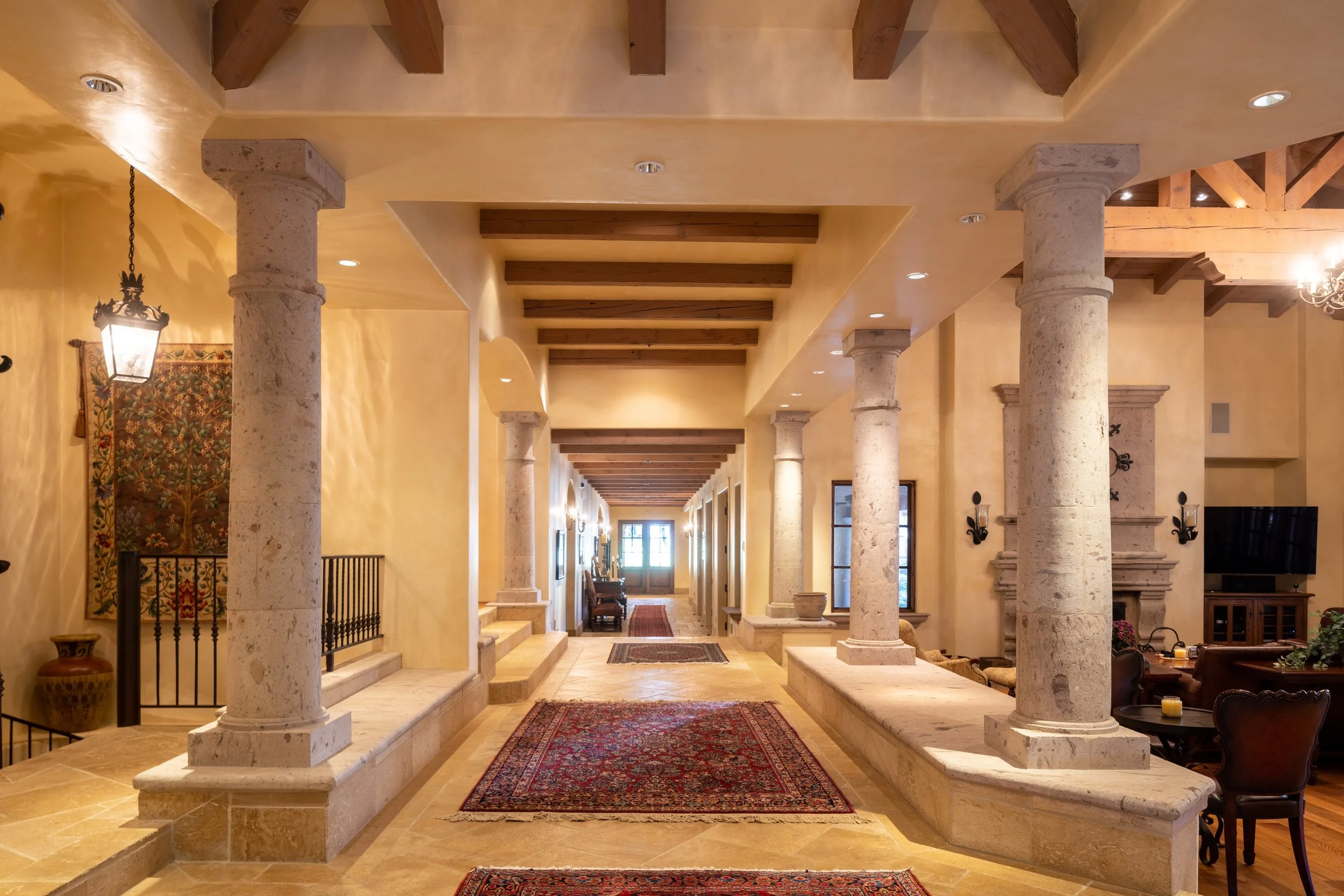 05 14SanClementeTrailhallway.jpg