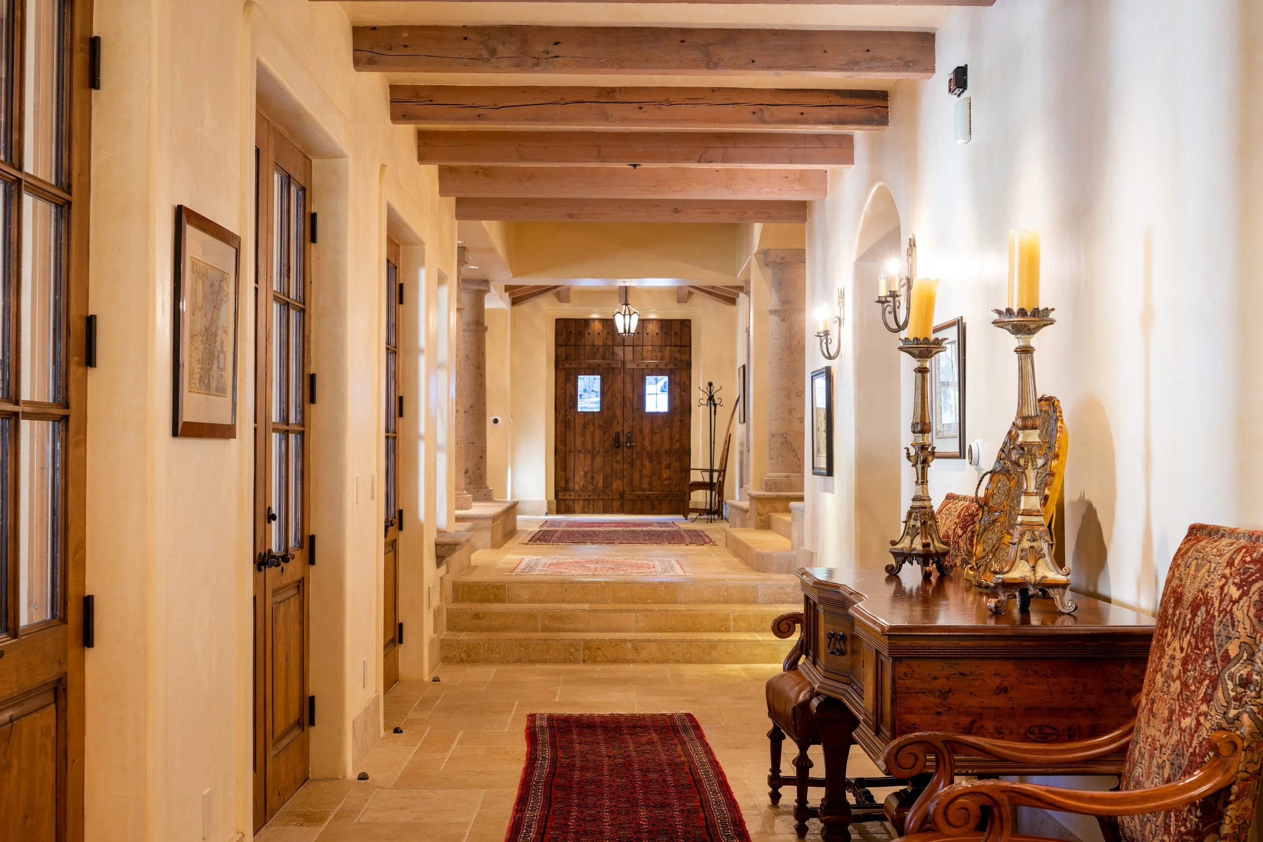 27 14SanClementeTrailhallway.jpg