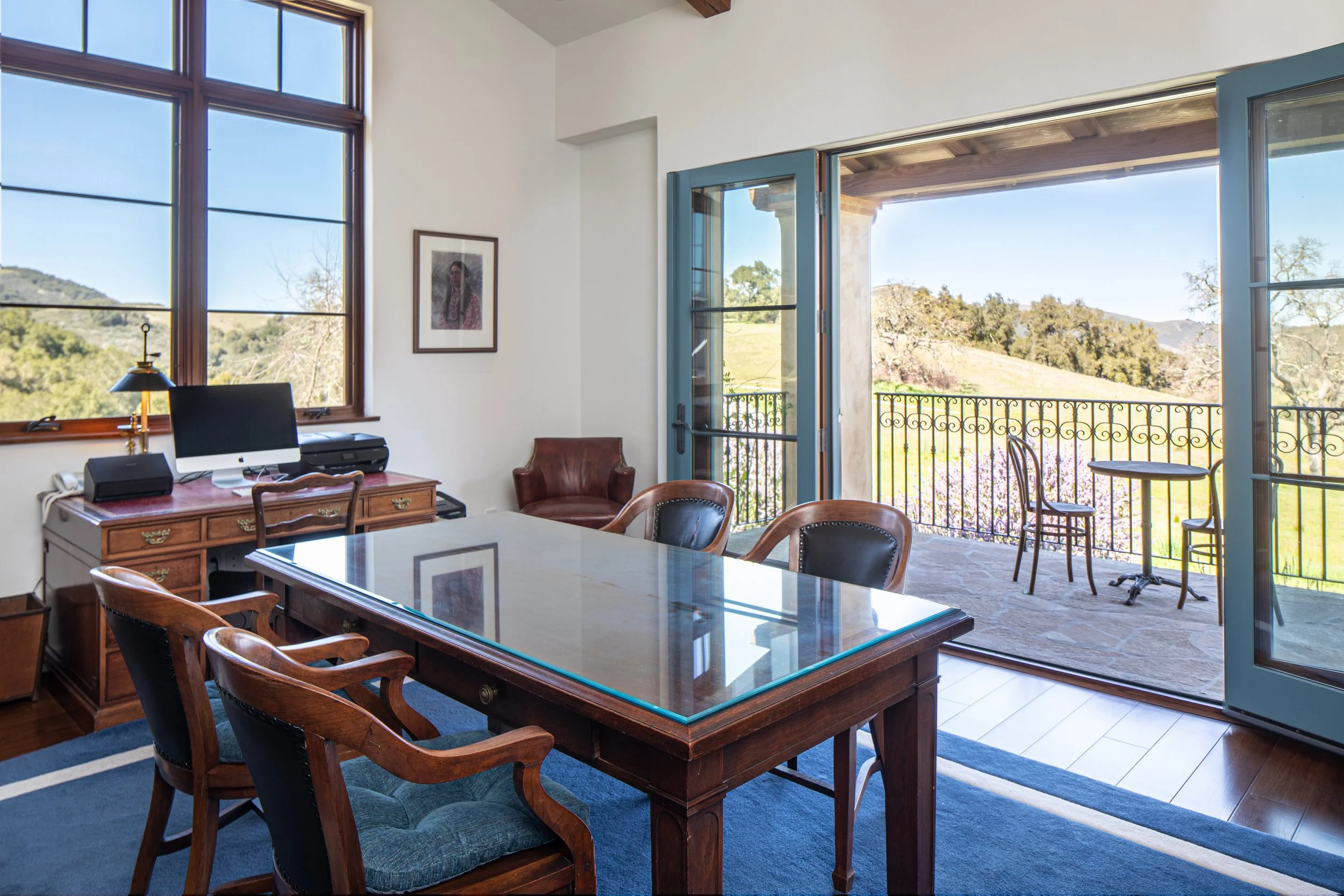 26 6VasquezTrailoffice.jpg