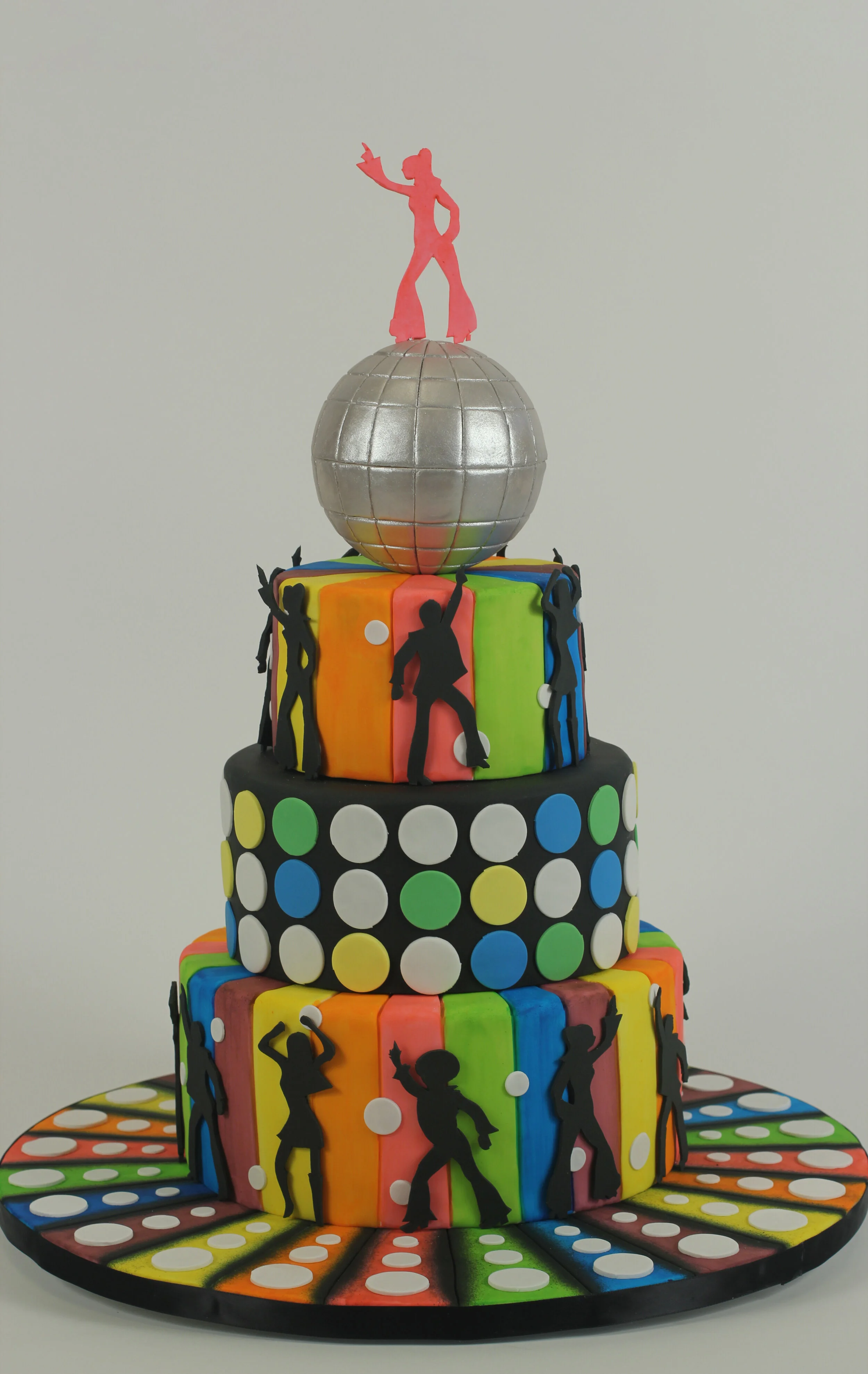 R - Disco Cake.JPG