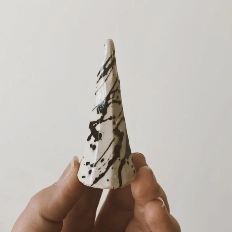 35FF04F9-0458-490B-9094-7CBAB5DFE08C