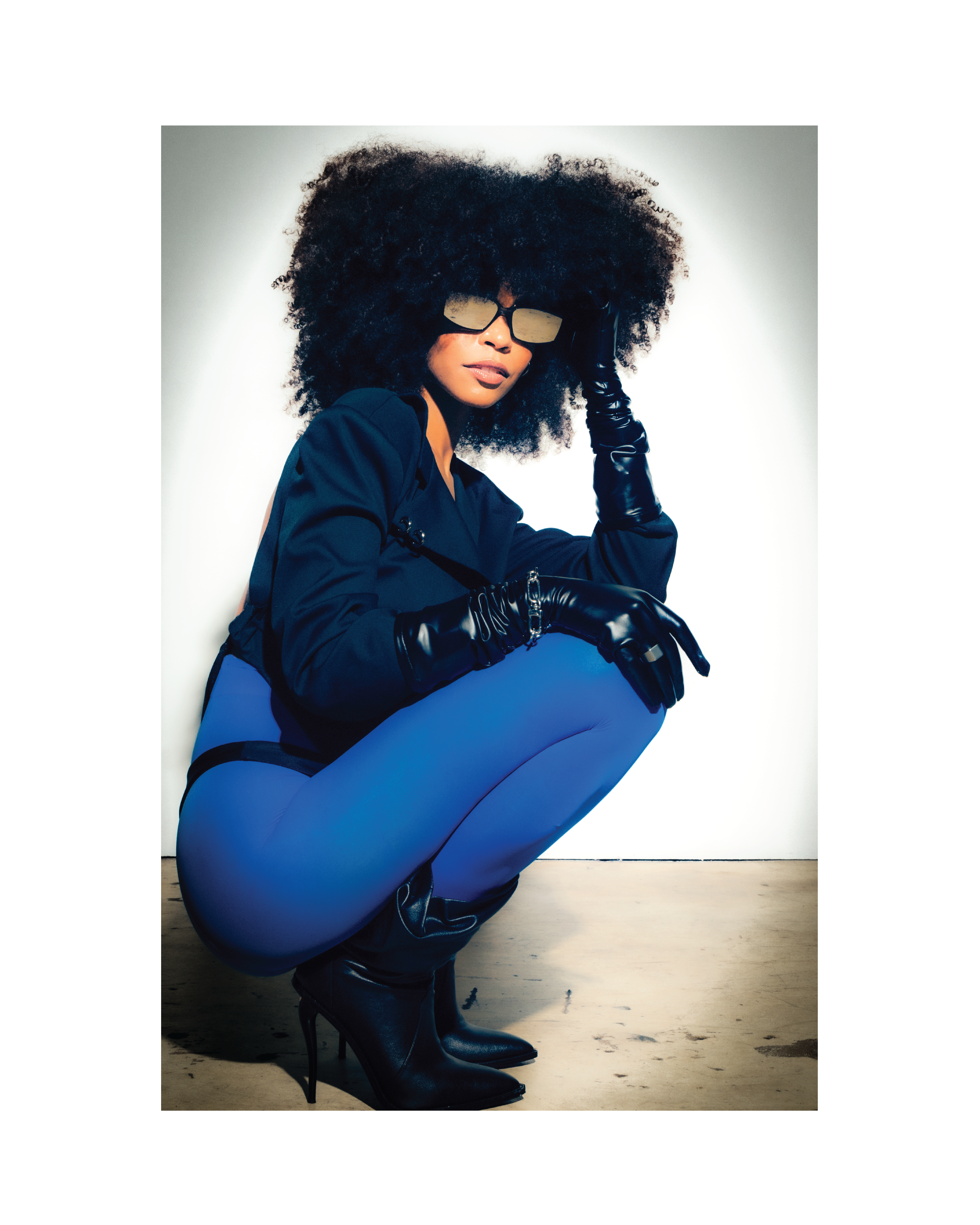 taja blue look-12.png