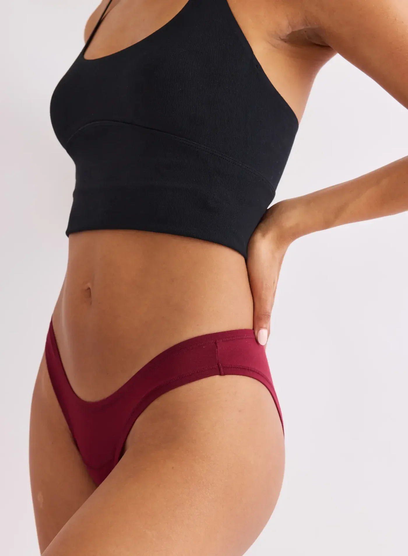 merlot-model-b-front_c1a154ed-d9e2-4930-8bb0-bf0a0b93205b.webp