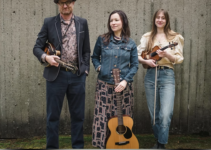 Low Lily Trio in Concert