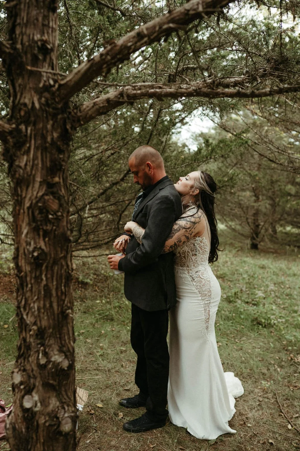 christian-tim-wedding-iris-aisle-winterset-iowa-raelyn-ramey-photography-66.jpg