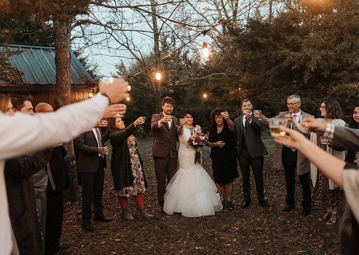 Cheers to the weekend! 

Let it be a weekend full of getting things done! If you are like us, you&rsquo;ve got plenty to do to keep those hands busy. 

Photos by @lostpinephotoandfilm