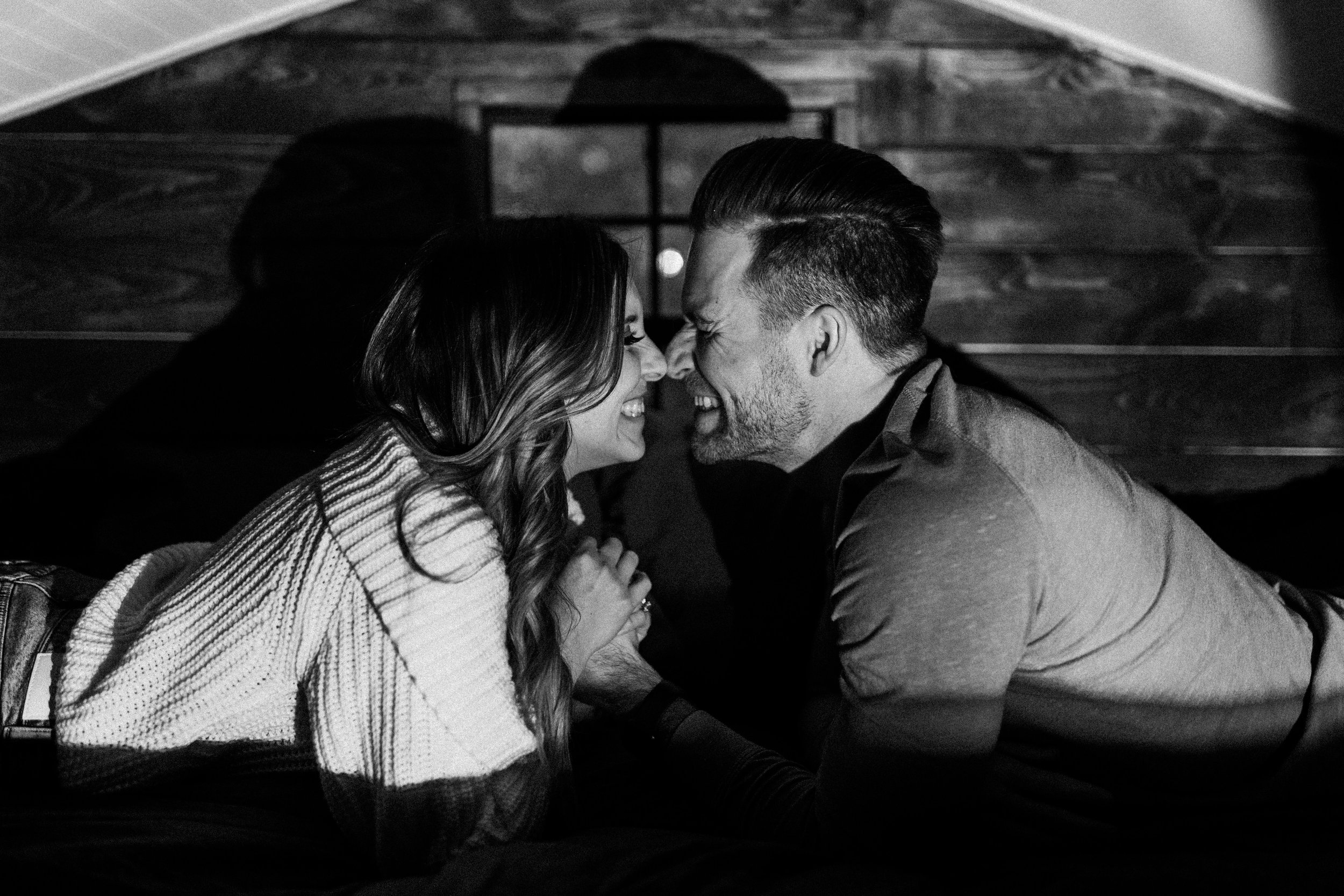 Laura_Ben_Engagment_Session_Winterset_Des_moines_Iowa_Couples_Photographer_Iris_Aisle_Cabin_Conservatory_Candid_Snow_Day_Winter_KMP_Photography-1582.jpg