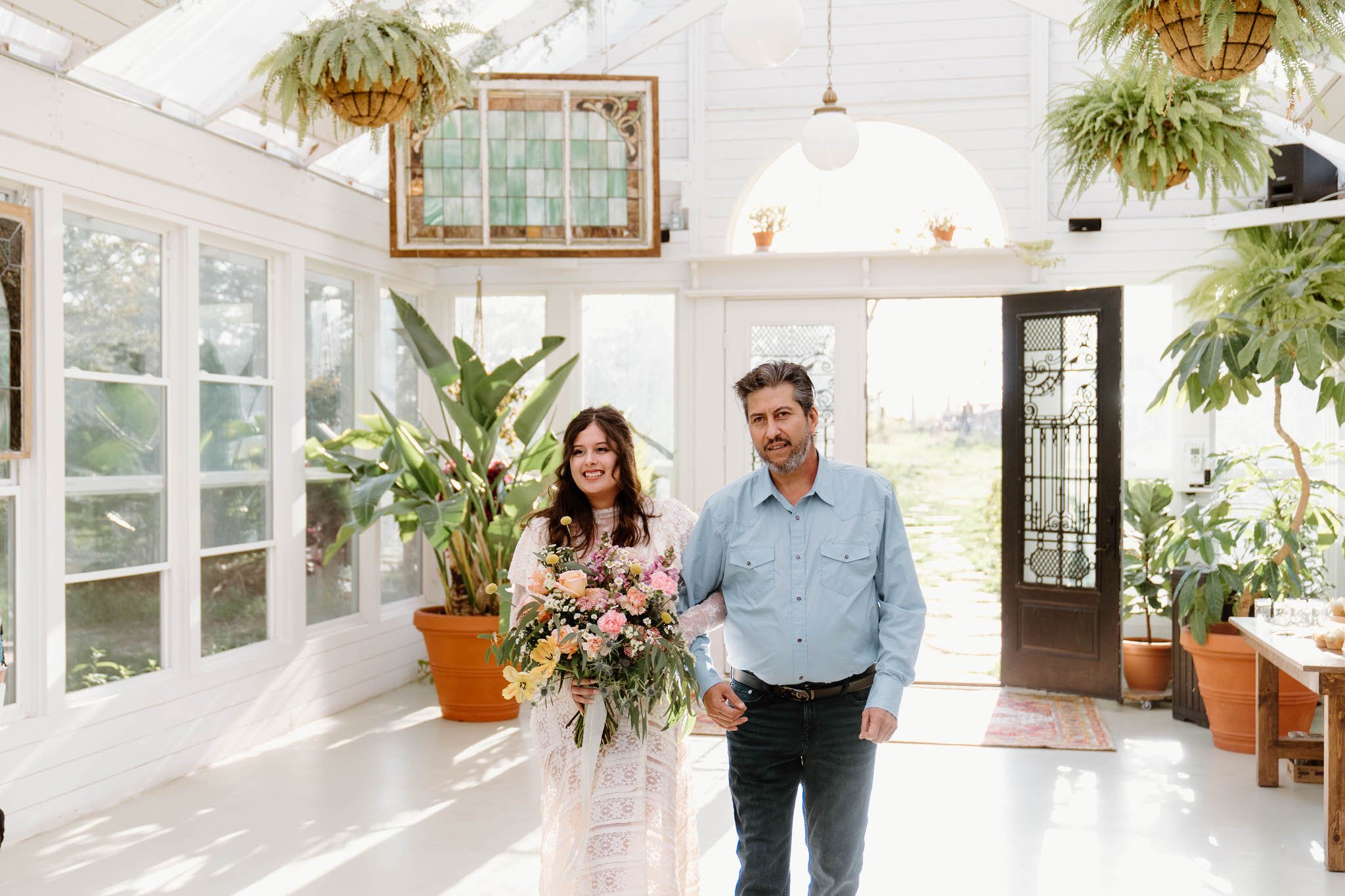 adriana-dylan-elopement-iris-aisle-winterset-iowa-raelyn-ramey-photography-37.jpg