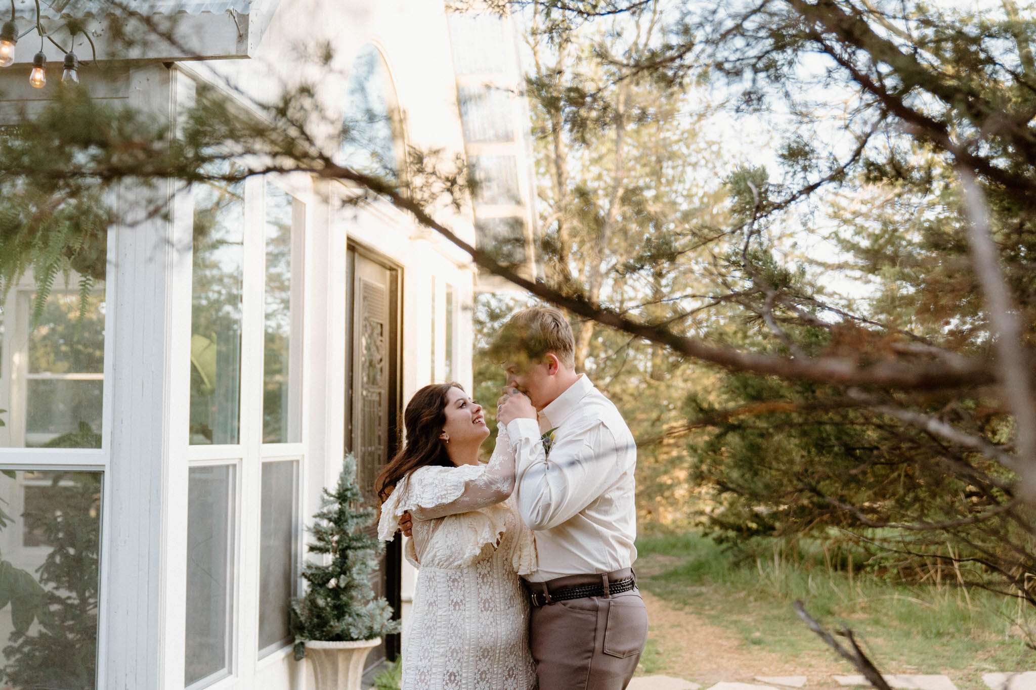 adriana-dylan-elopement-iris-aisle-winterset-iowa-raelyn-ramey-photography-221.jpg