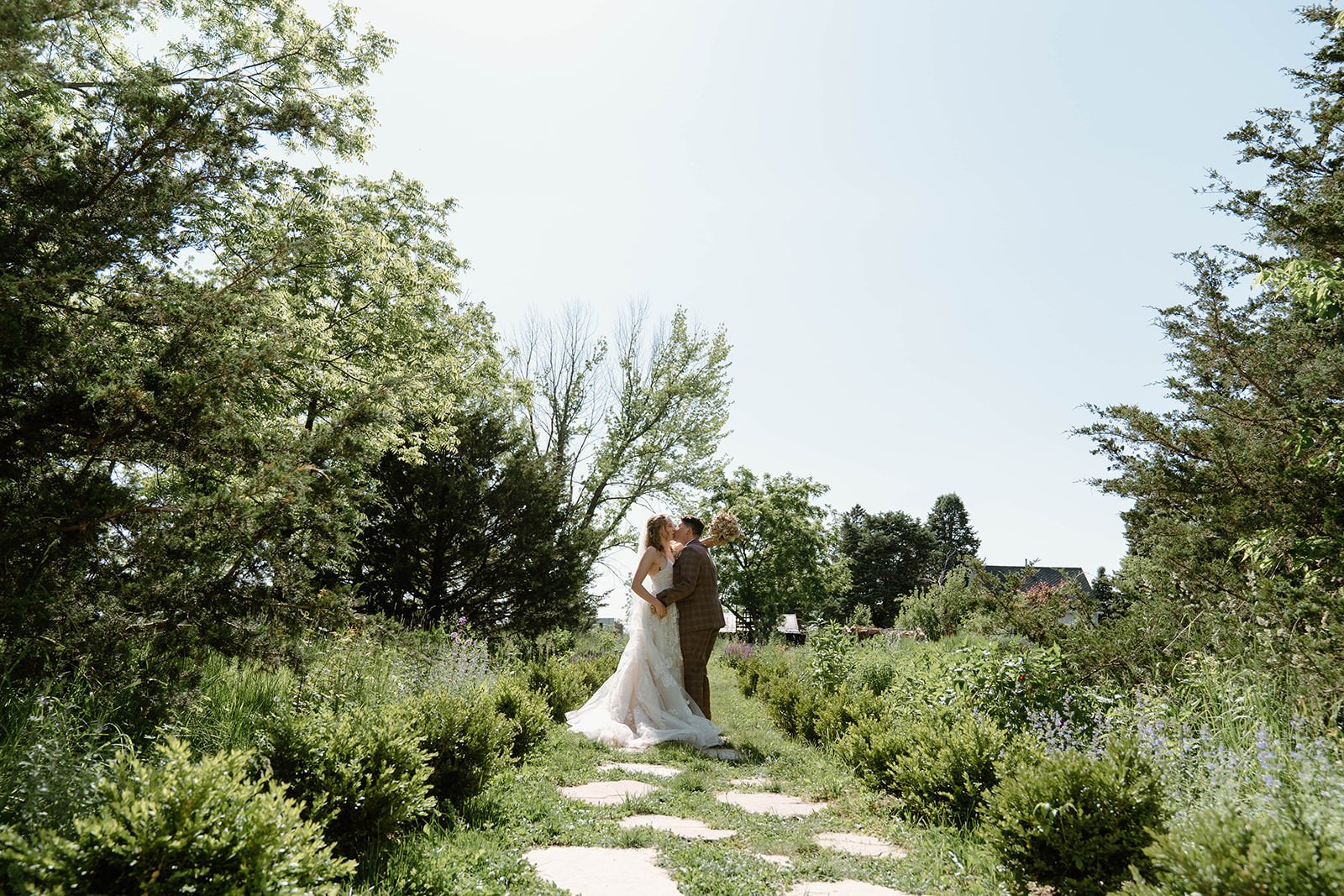 paige-paitin-wedding-iris-aisle-winterset-iowa-raelyn-ramey-photography-323.jpg