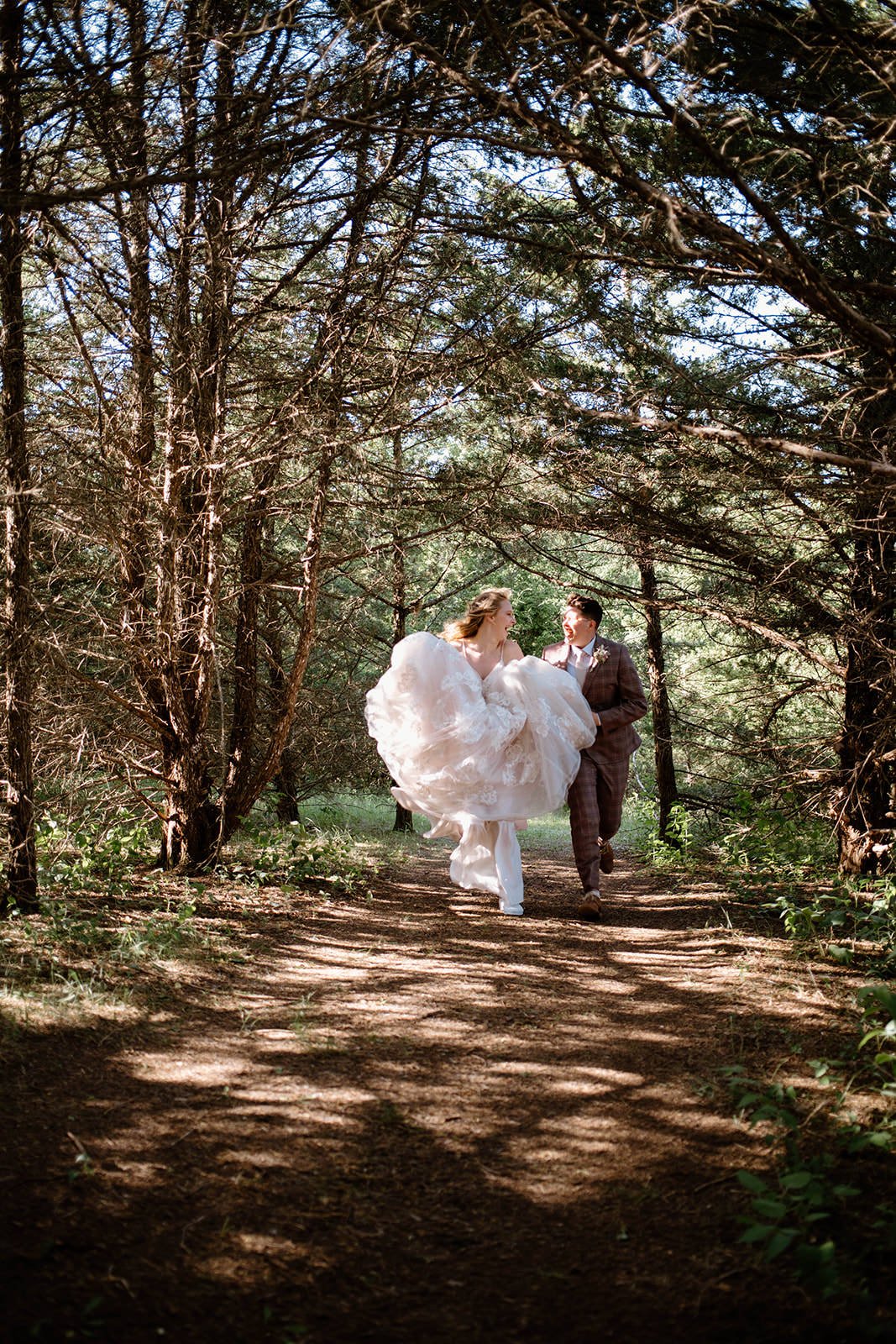 paige-paitin-wedding-iris-aisle-winterset-iowa-raelyn-ramey-photography-70.jpg