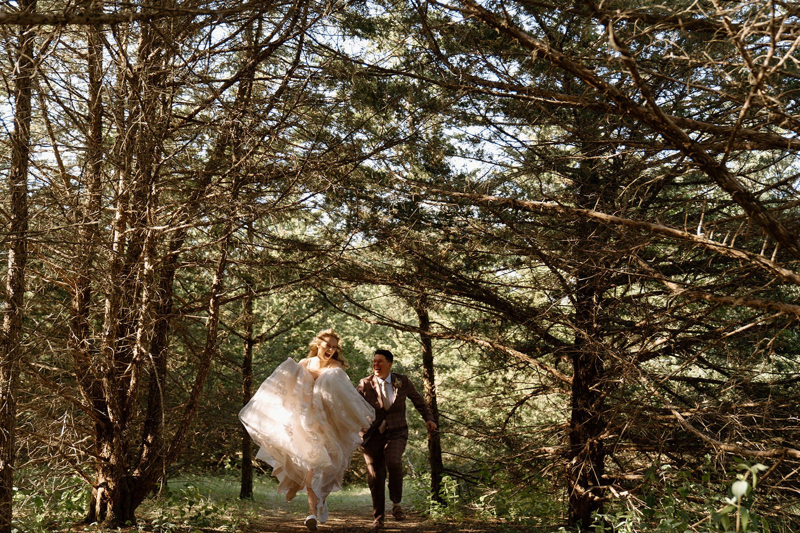 paige-paitin-wedding-iris-aisle-winterset-iowa-raelyn-ramey-photography-427.jpg