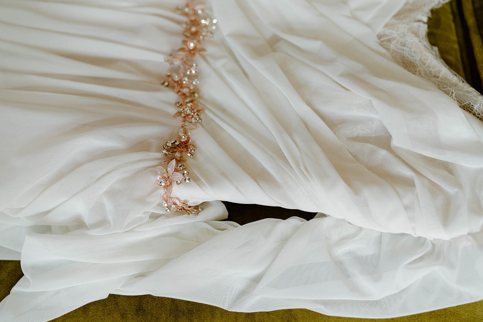 chasity-nick-micro-wedding-iris-aisle-winterset-iowa-raelyn-ramey-photography-1.jpg