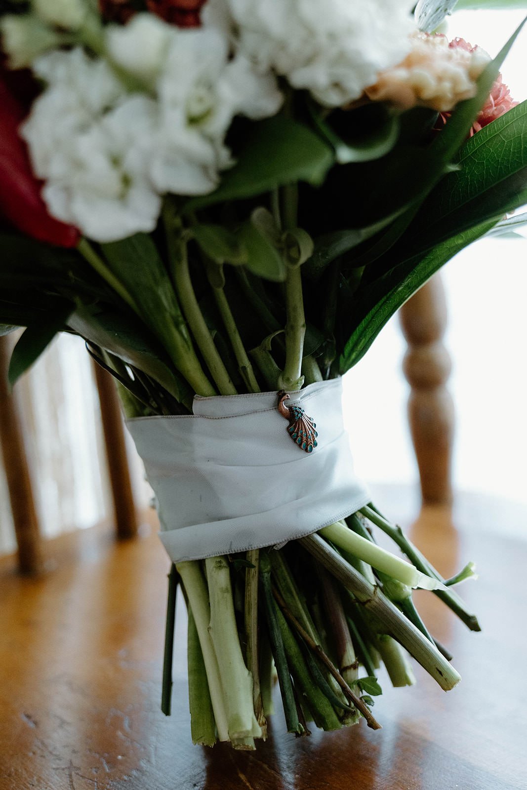 kimberly-francis-elopement-iris-aisle-winterset-iowa-raelyn-ramey-photography-7.jpg