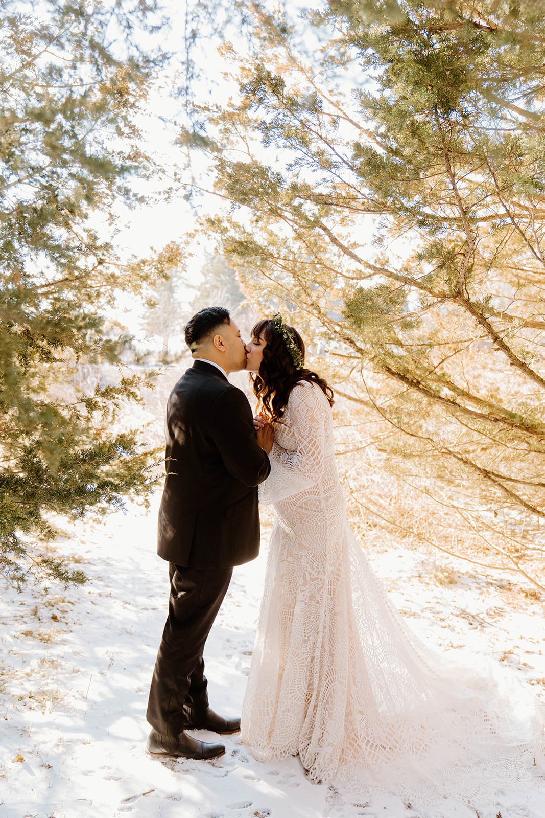 kimberly-francis-elopement-iris-aisle-winterset-iowa-raelyn-ramey-photography-295.jpg