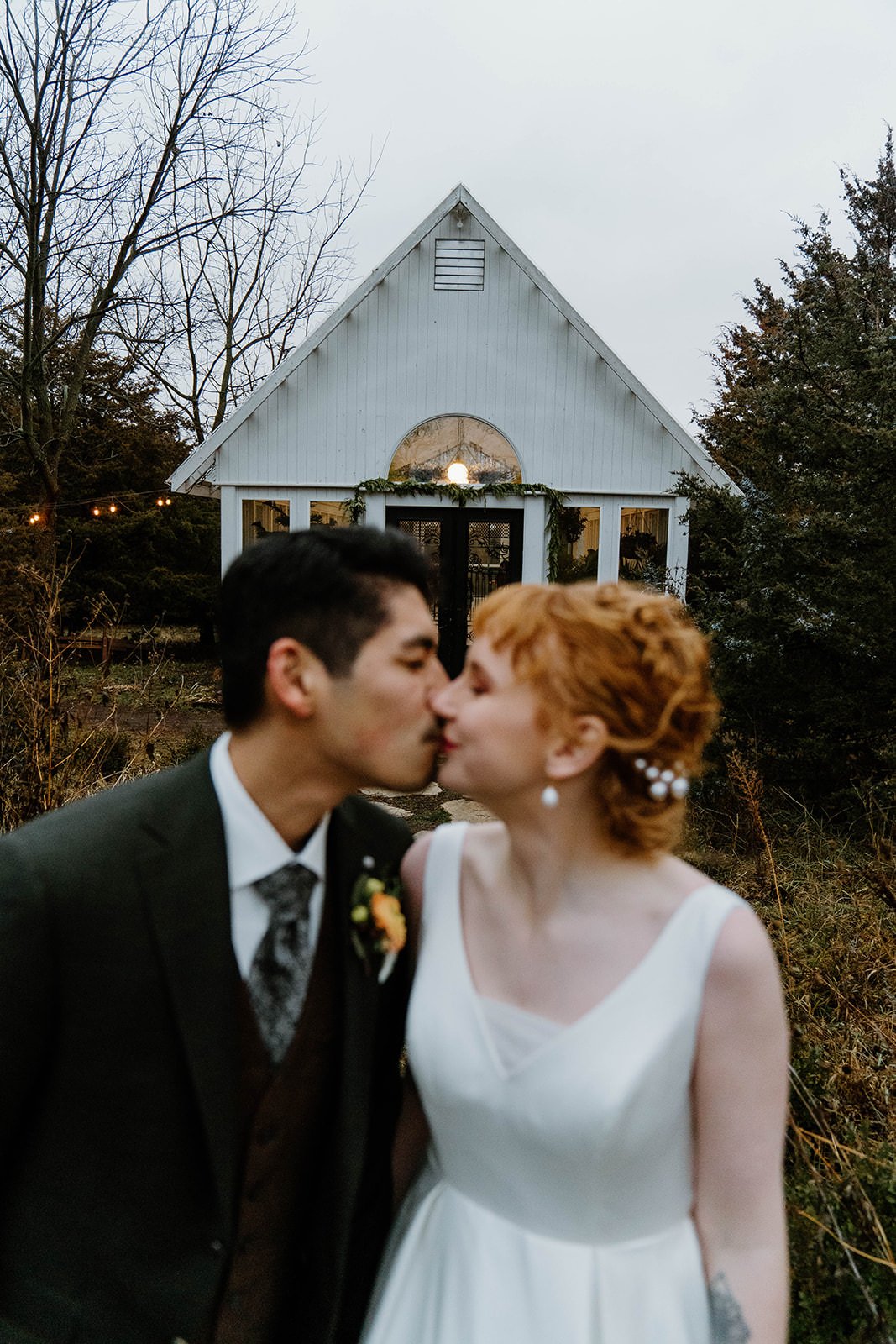 COURTNEY-TRAVIS-MICRO-WEDDING-iris-aisle-winterset-iowa-raelyn-ramey-photography-206.jpg