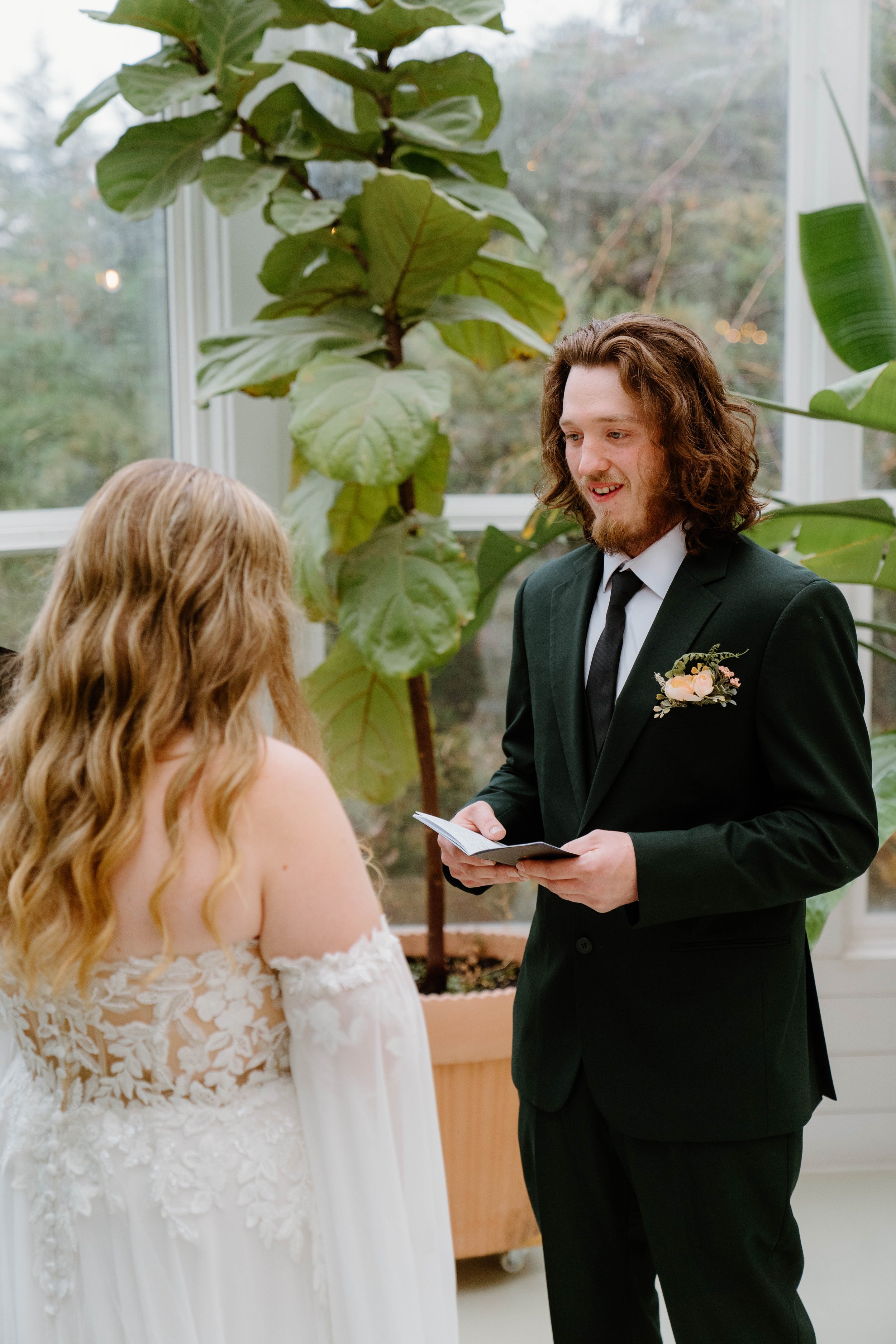 landon-hanna-elopement-iris-aisle-winterset-iowa-raelyn-ramey-photography-67.jpg