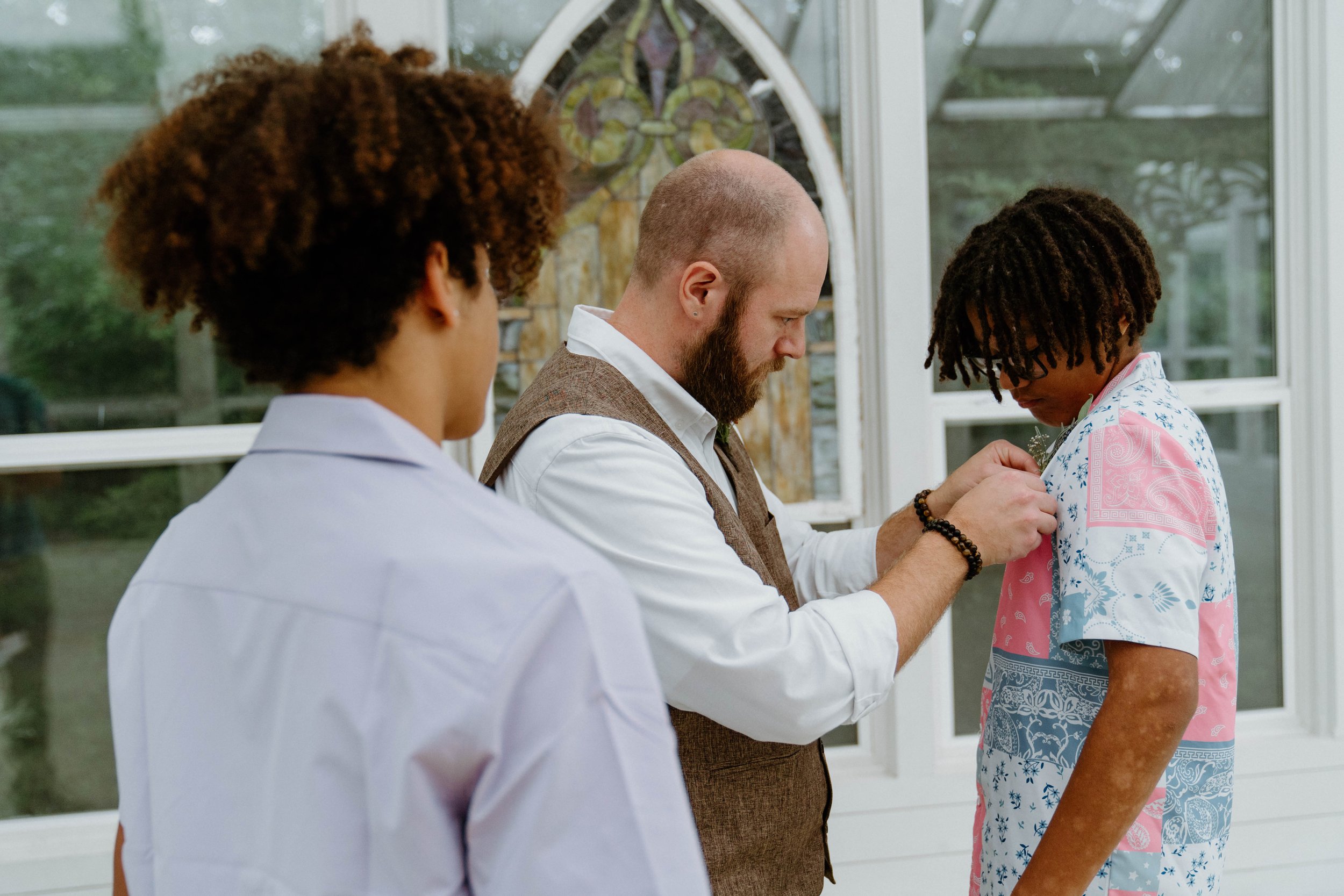 erin-matt-elopement-iris-aisle-winterset-iowa-raelyn-ramey-photography-64.jpg