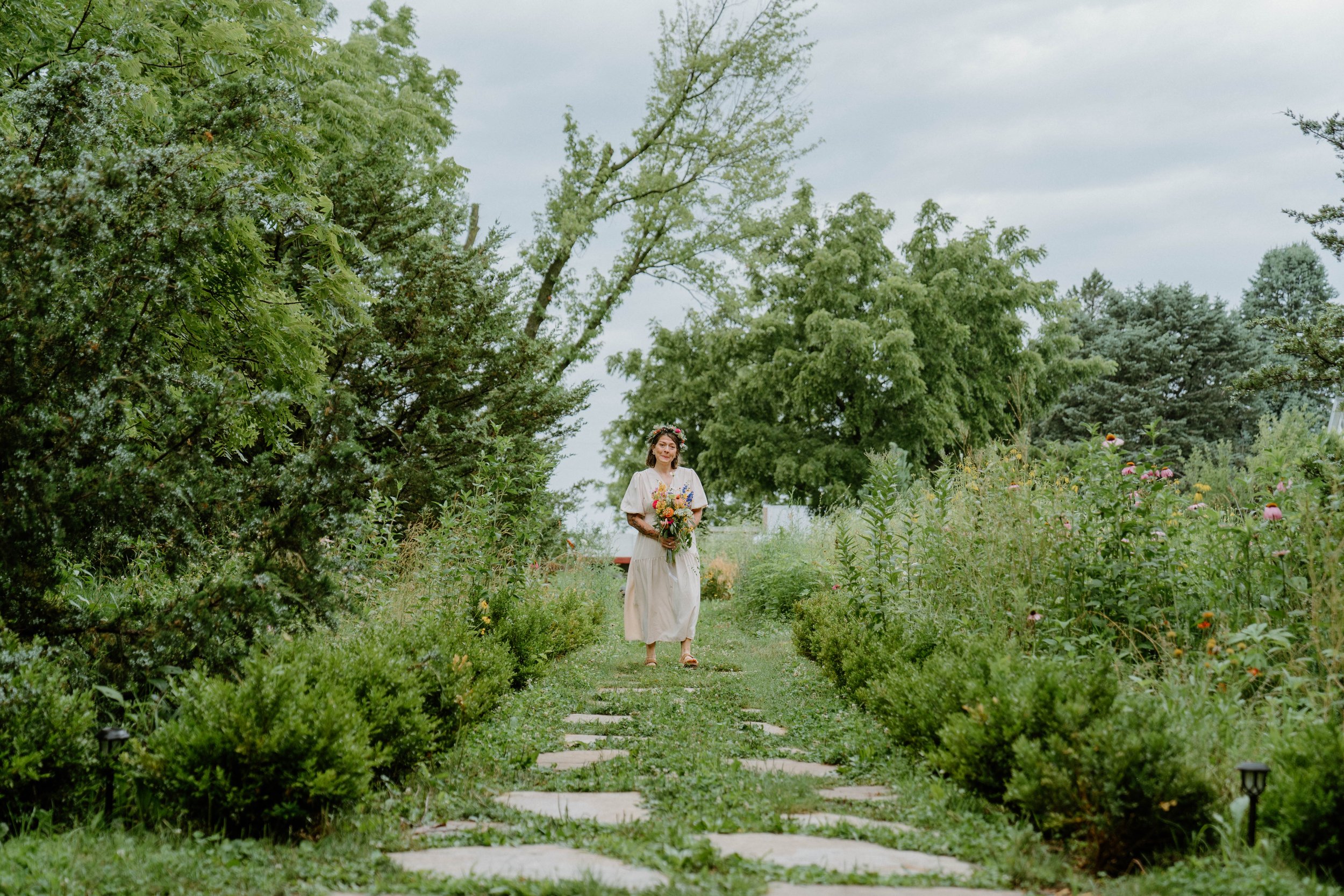 erin-matt-elopement-iris-aisle-winterset-iowa-raelyn-ramey-photography-67.jpg