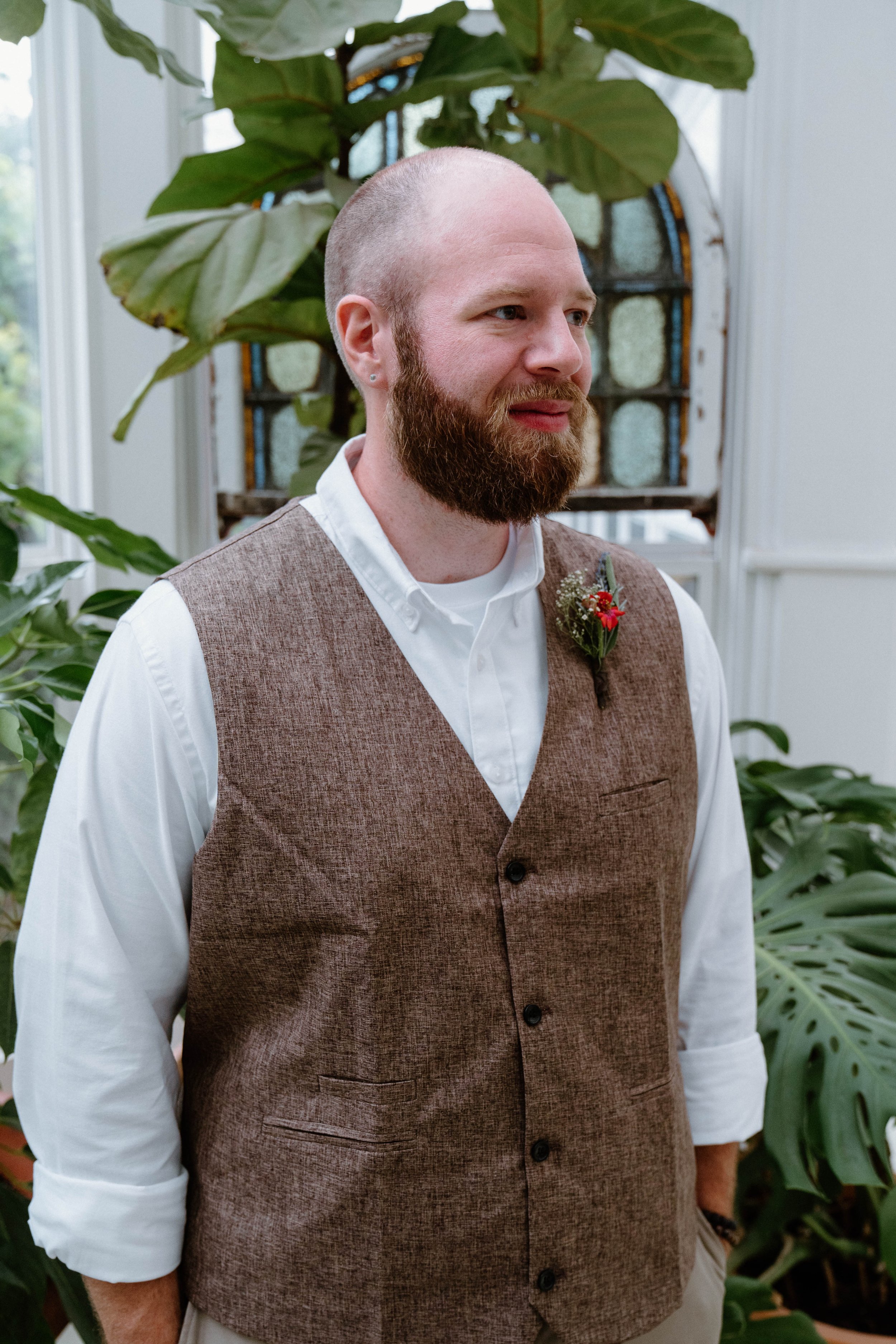 erin-matt-elopement-iris-aisle-winterset-iowa-raelyn-ramey-photography-151.jpg