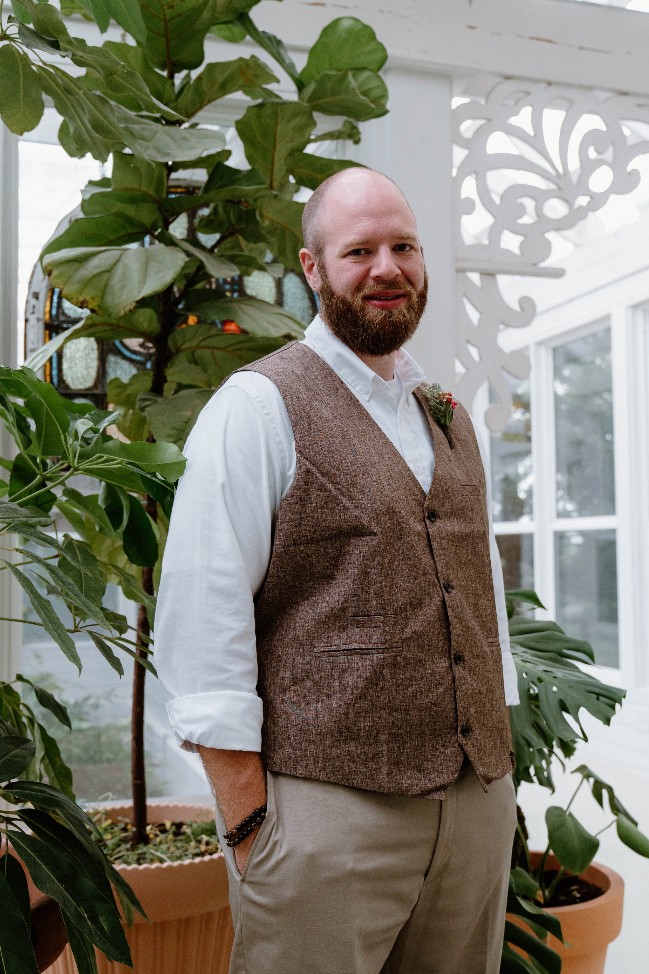 erin-matt-elopement-iris-aisle-winterset-iowa-raelyn-ramey-photography-152.jpg