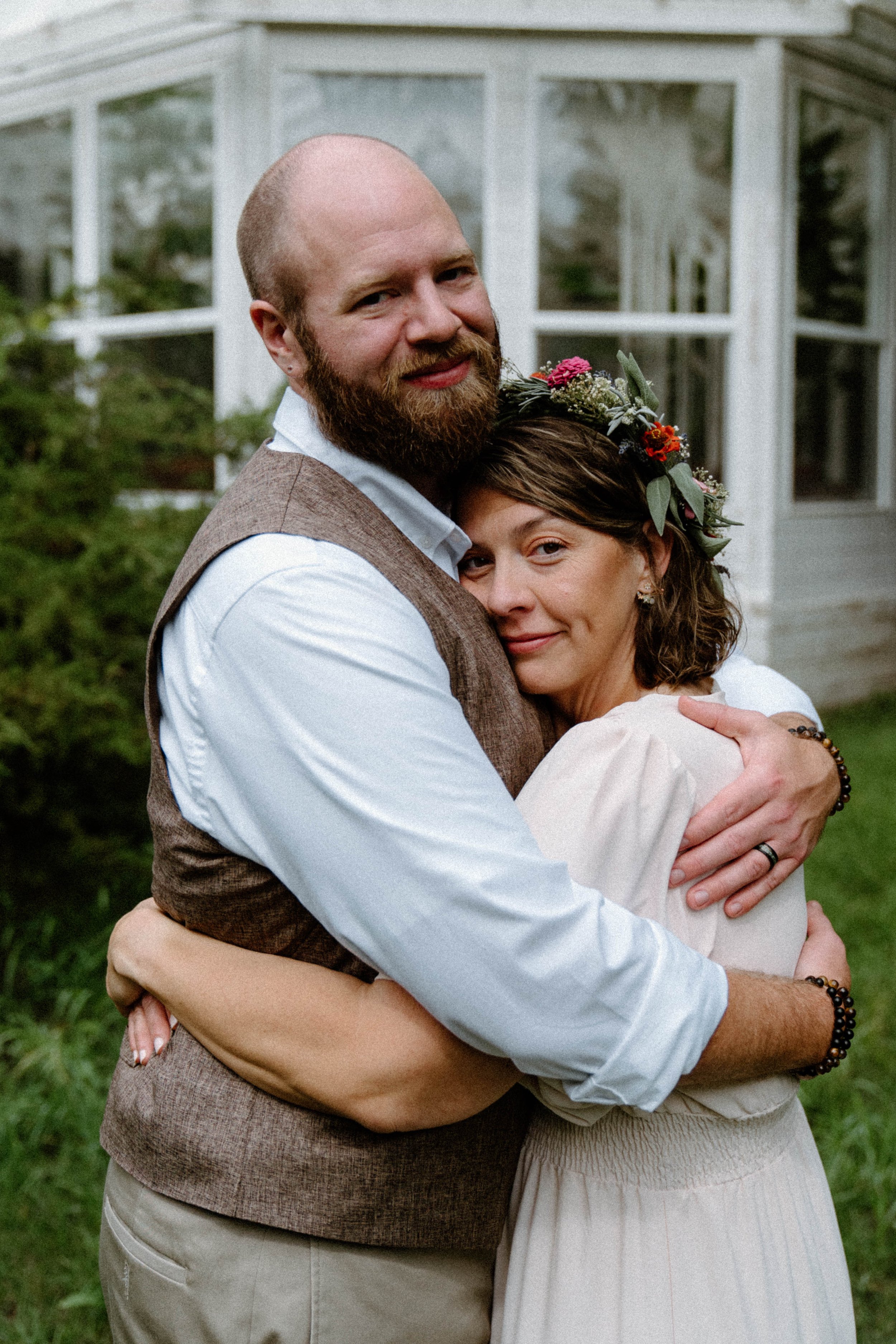 erin-matt-elopement-iris-aisle-winterset-iowa-raelyn-ramey-photography-210.jpg