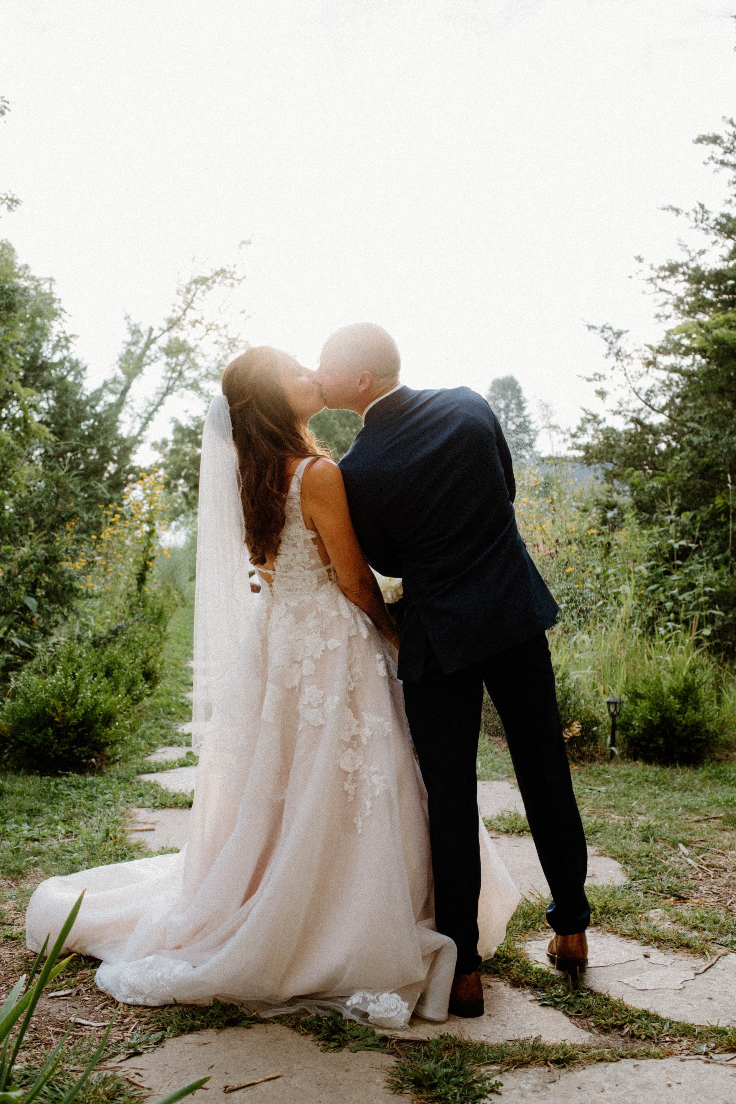 rochelle-neal-micro-wedding-iris-aisle-winterset-iowa-raelyn-ramey-photography-53.jpg
