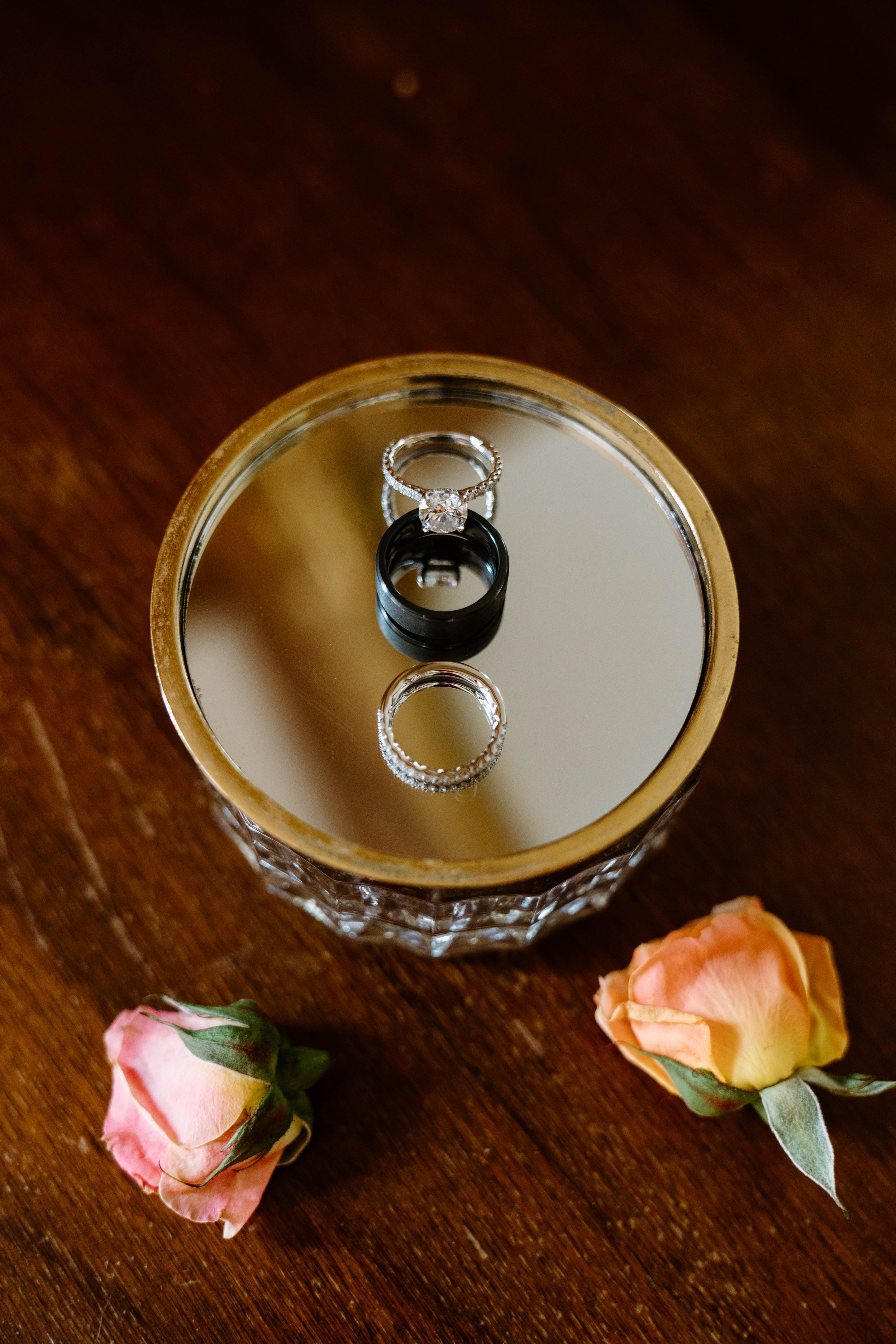 rochelle-neal-micro-wedding-iris-aisle-winterset-iowa-raelyn-ramey-photography-66.jpg