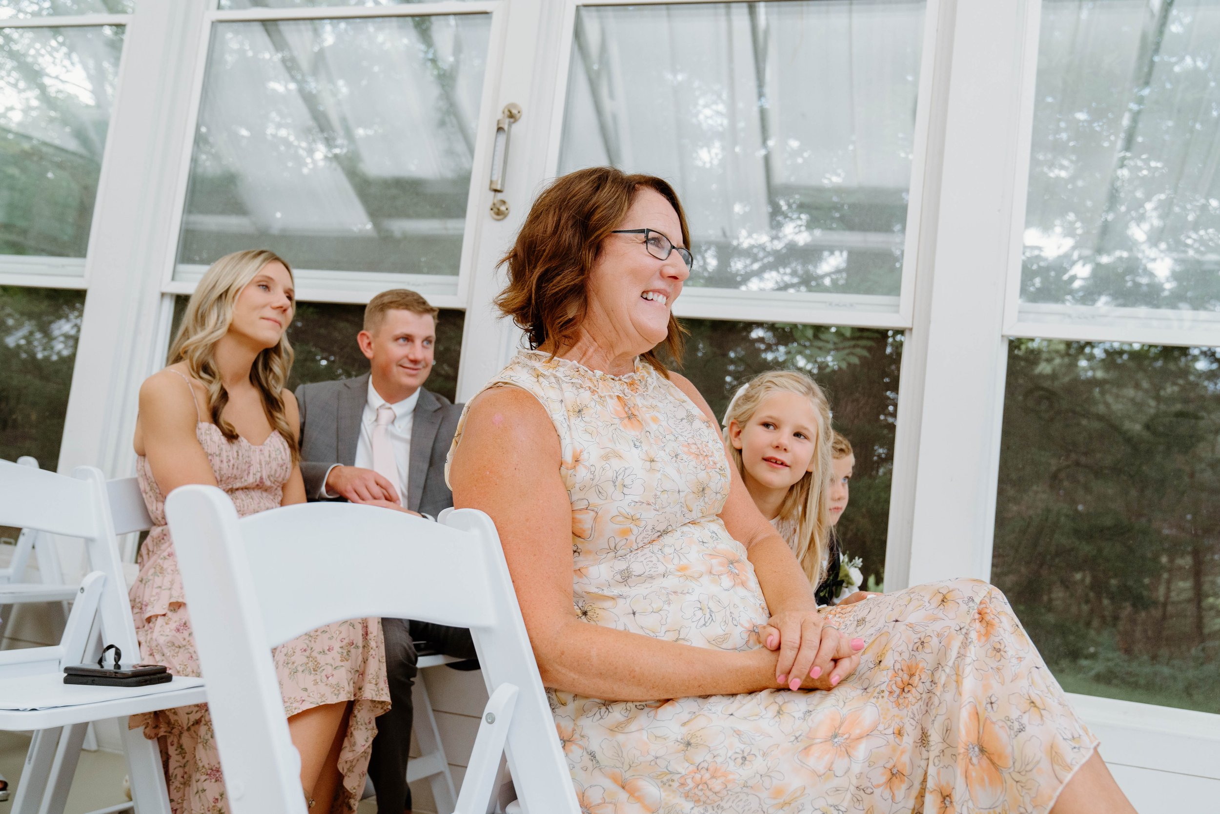 rochelle-neal-micro-wedding-iris-aisle-winterset-iowa-raelyn-ramey-photography-122.jpg