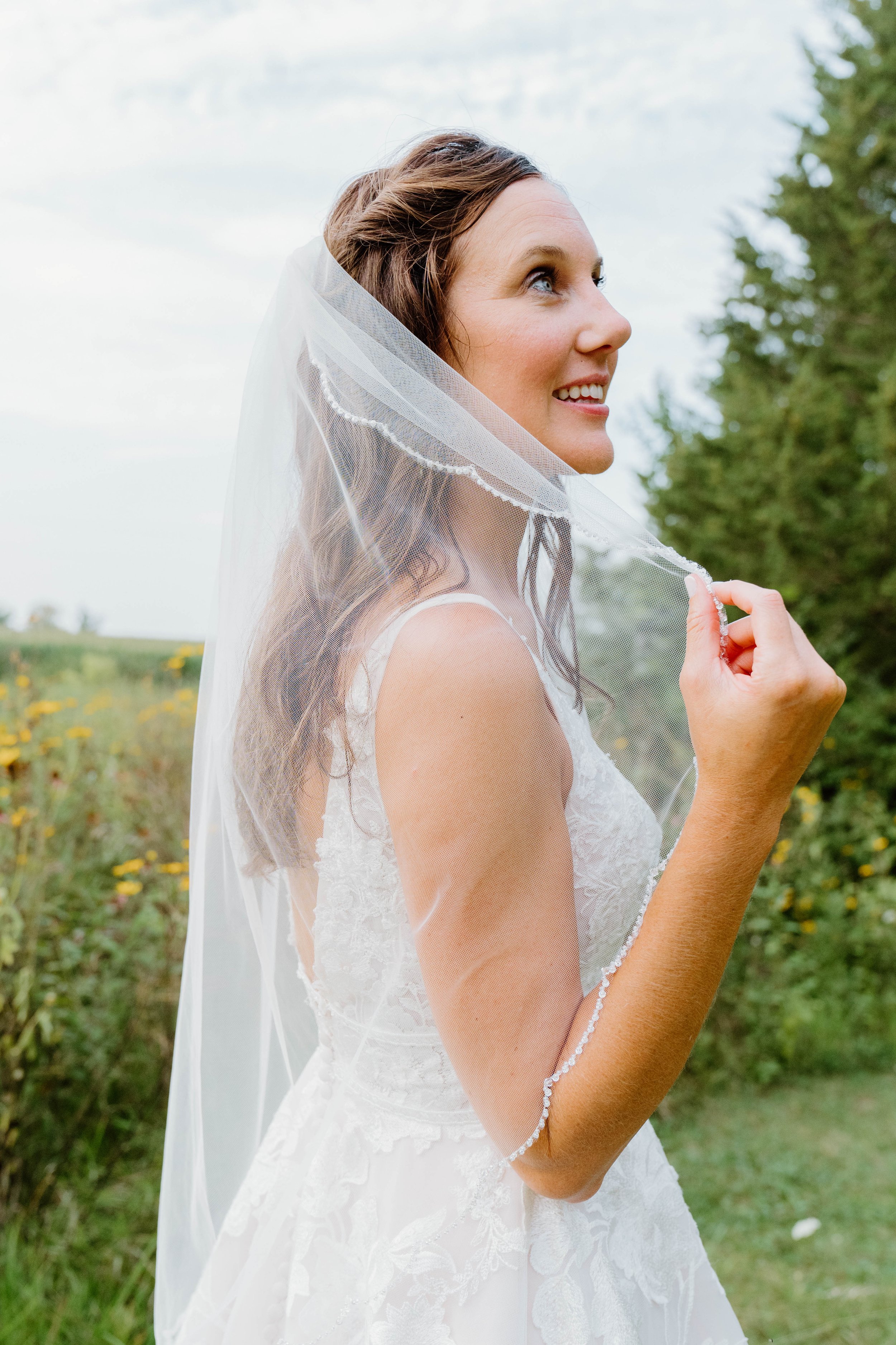 rochelle-neal-micro-wedding-iris-aisle-winterset-iowa-raelyn-ramey-photography-217.jpg