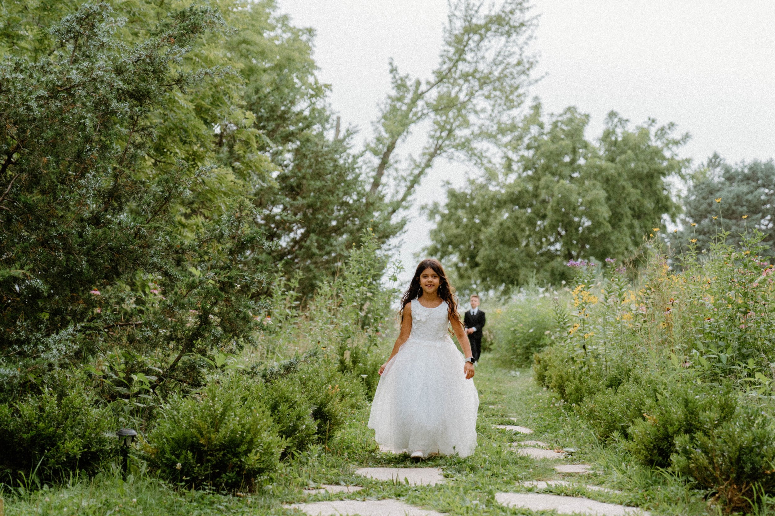 leanna-travis-elopement-iris-aisle-winterset-iowa-raelyn-ramey-photography-44.jpg