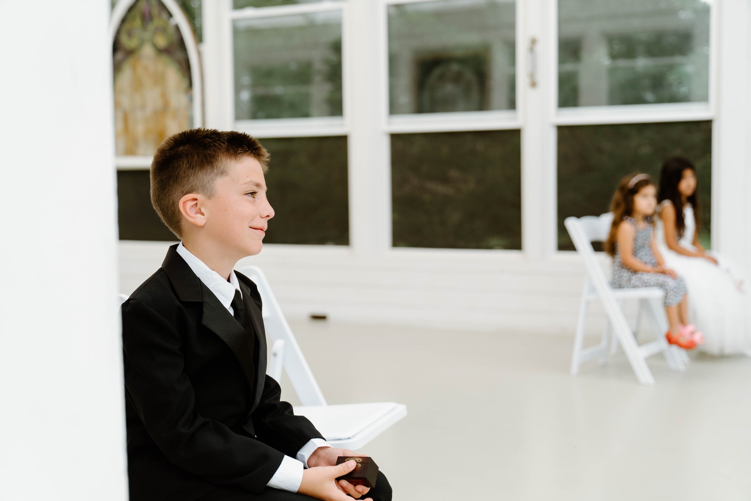 leanna-travis-elopement-iris-aisle-winterset-iowa-raelyn-ramey-photography-55.jpg