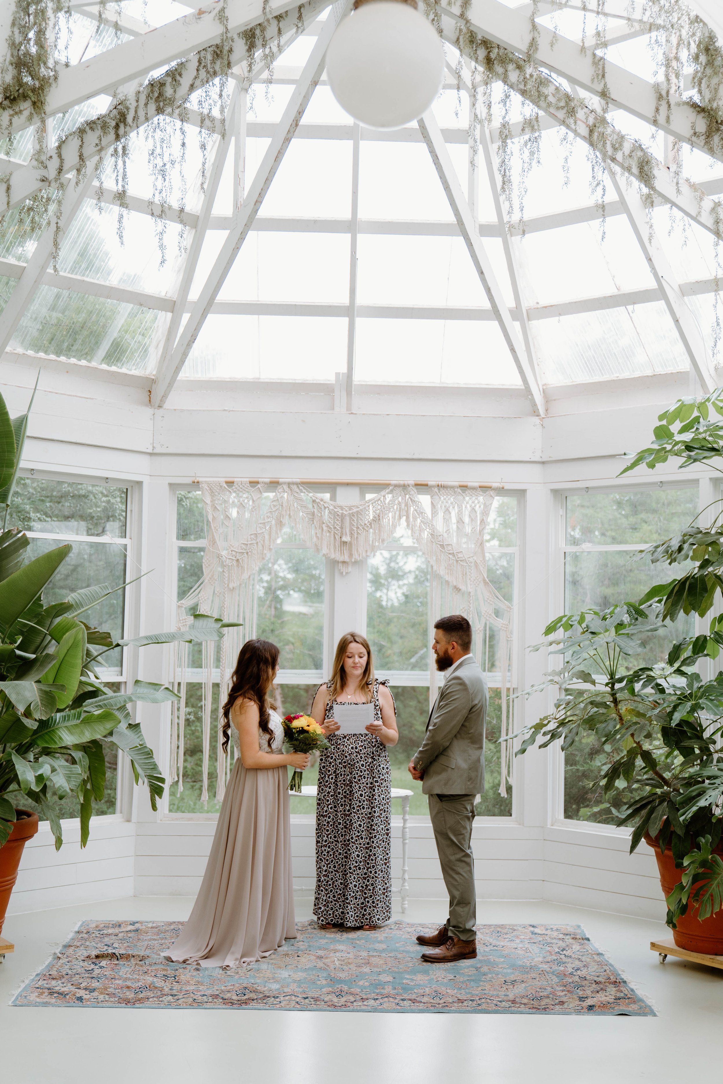 leanna-travis-elopement-iris-aisle-winterset-iowa-raelyn-ramey-photography-57.jpg