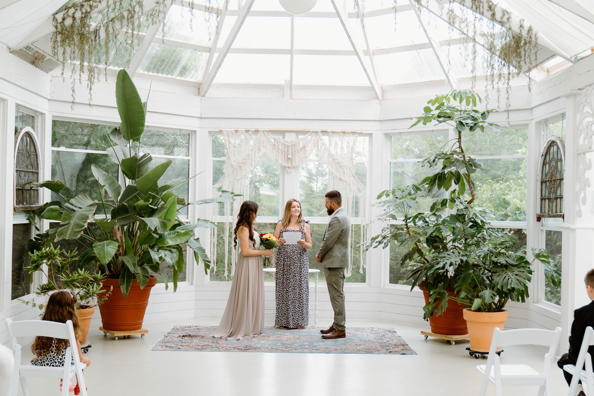 leanna-travis-elopement-iris-aisle-winterset-iowa-raelyn-ramey-photography-59.jpg