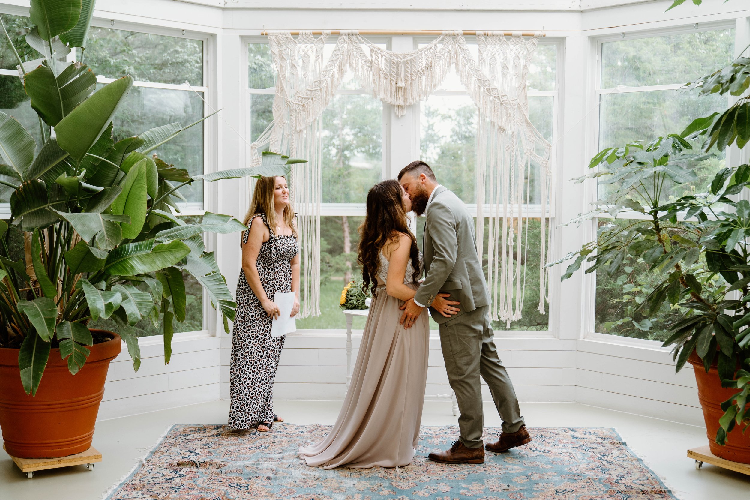 leanna-travis-elopement-iris-aisle-winterset-iowa-raelyn-ramey-photography-65.jpg