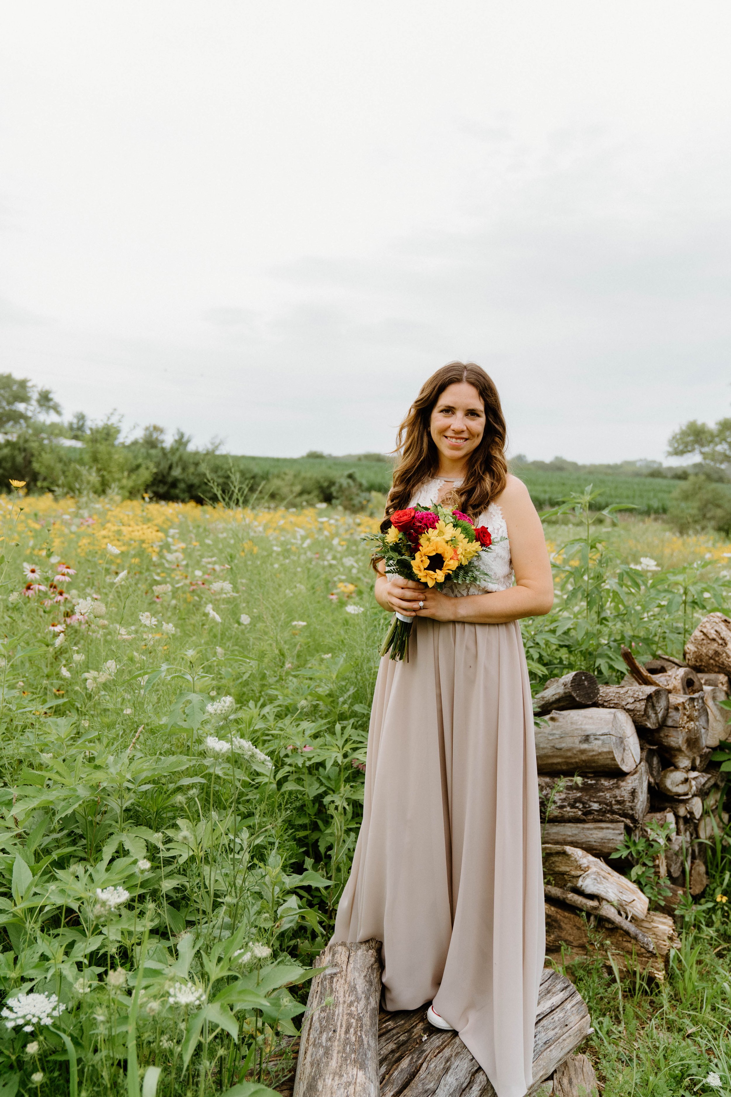leanna-travis-elopement-iris-aisle-winterset-iowa-raelyn-ramey-photography-111.jpg