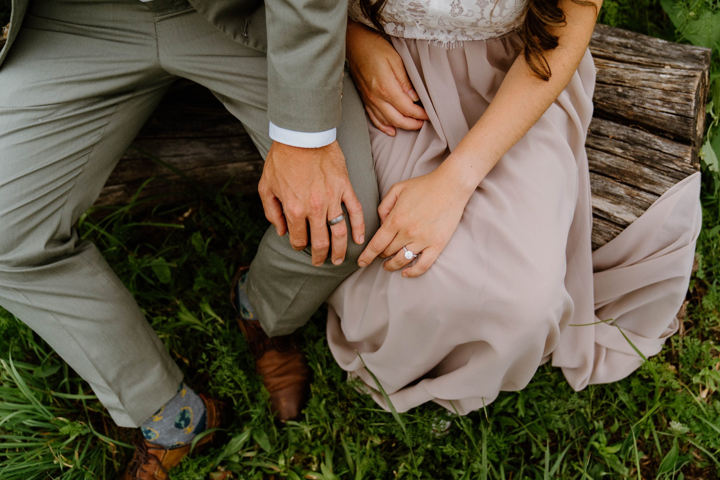 leanna-travis-elopement-iris-aisle-winterset-iowa-raelyn-ramey-photography-119.jpg