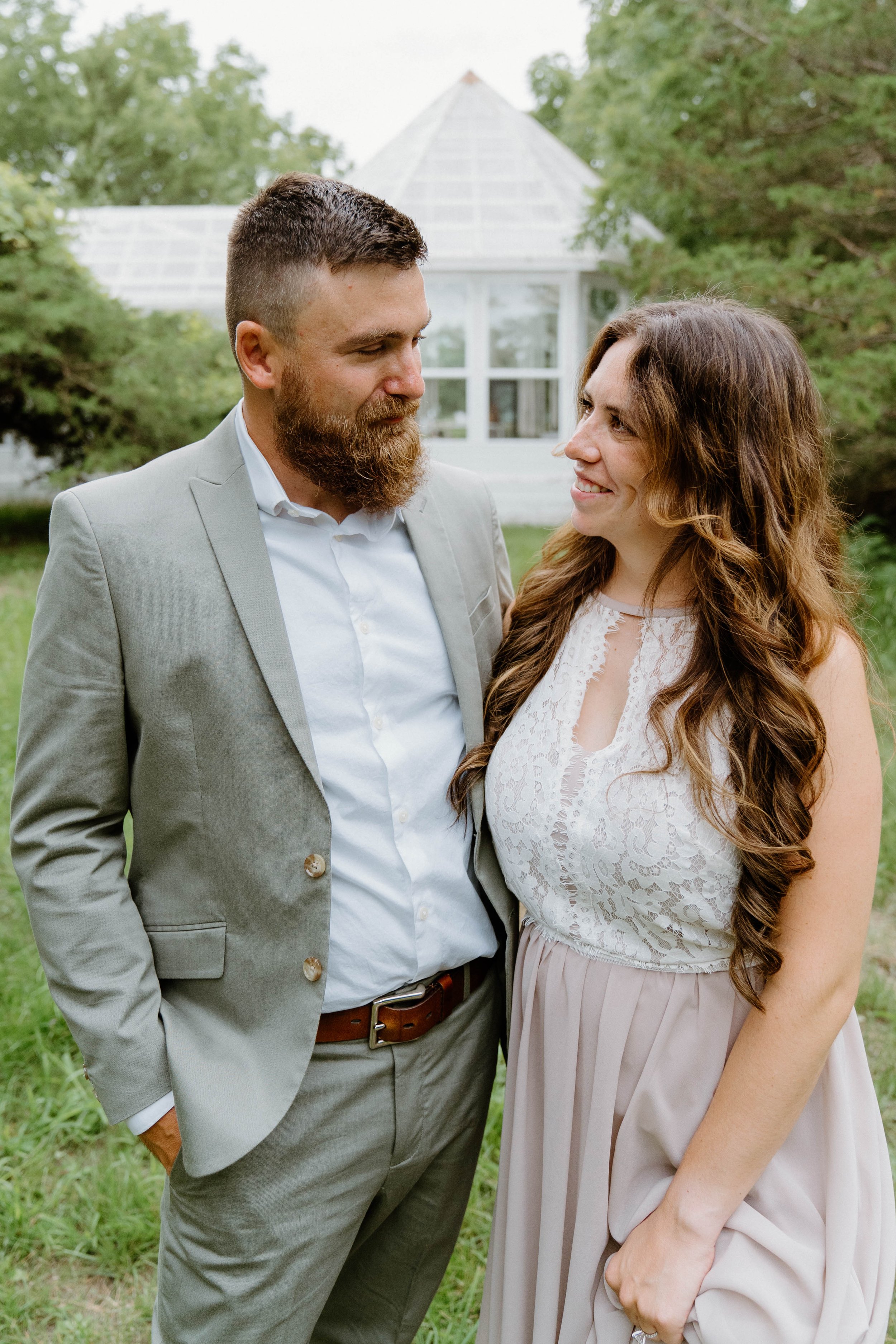 leanna-travis-elopement-iris-aisle-winterset-iowa-raelyn-ramey-photography-124.jpg